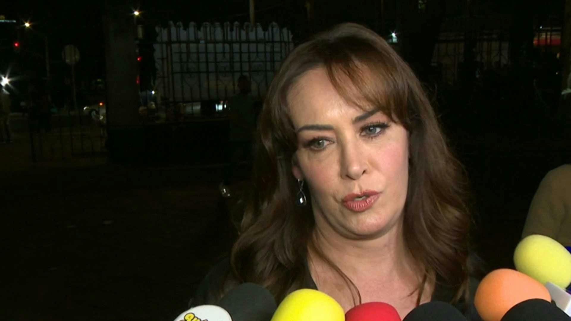 Anette Michel relató por qué regresó chimuela de sus vacaciones