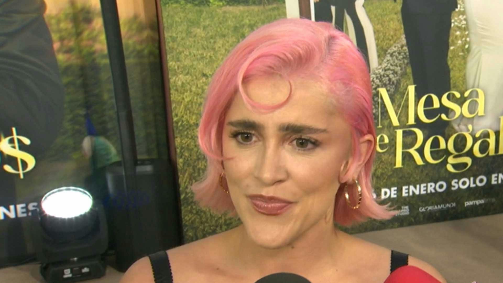 Cassandra Sánchez Navarro habla del hombre misterioso que le regaló flores