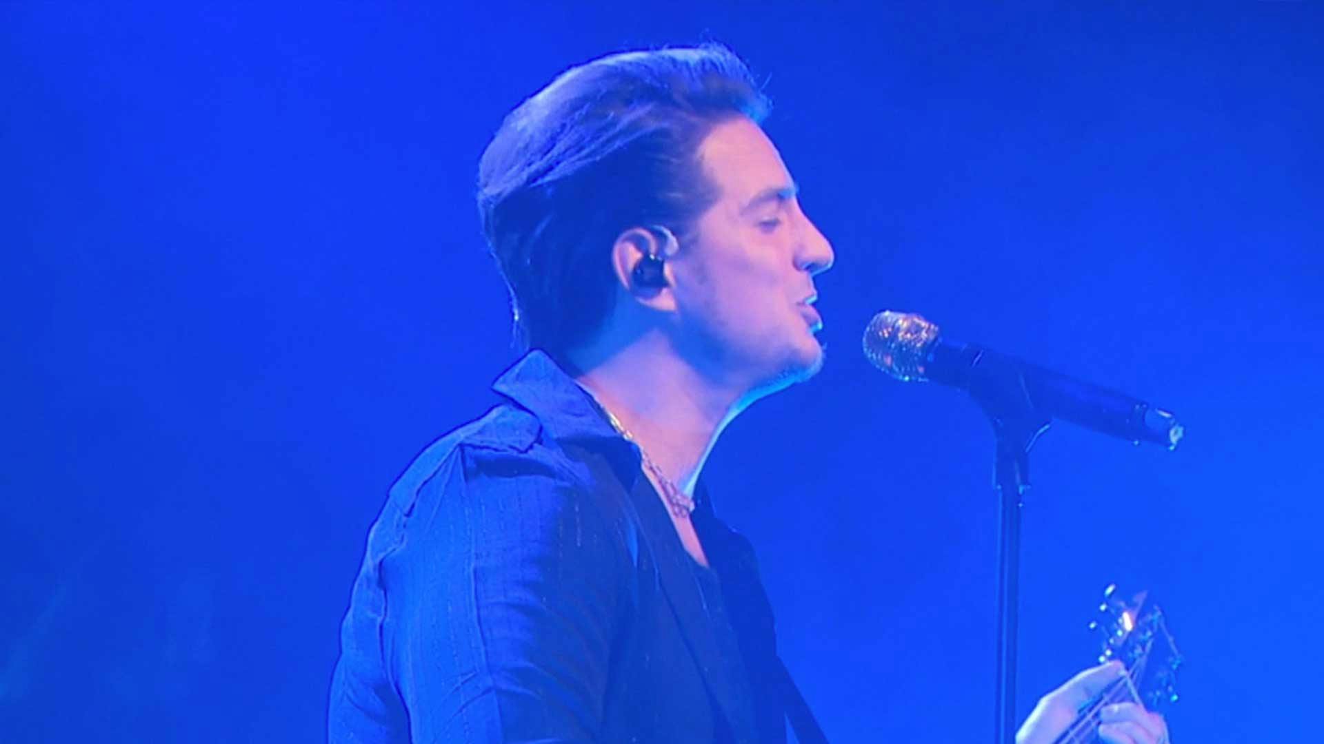 Vadhir Derbez ofreció concierto en el Lunario y sus padres lo acompañaron