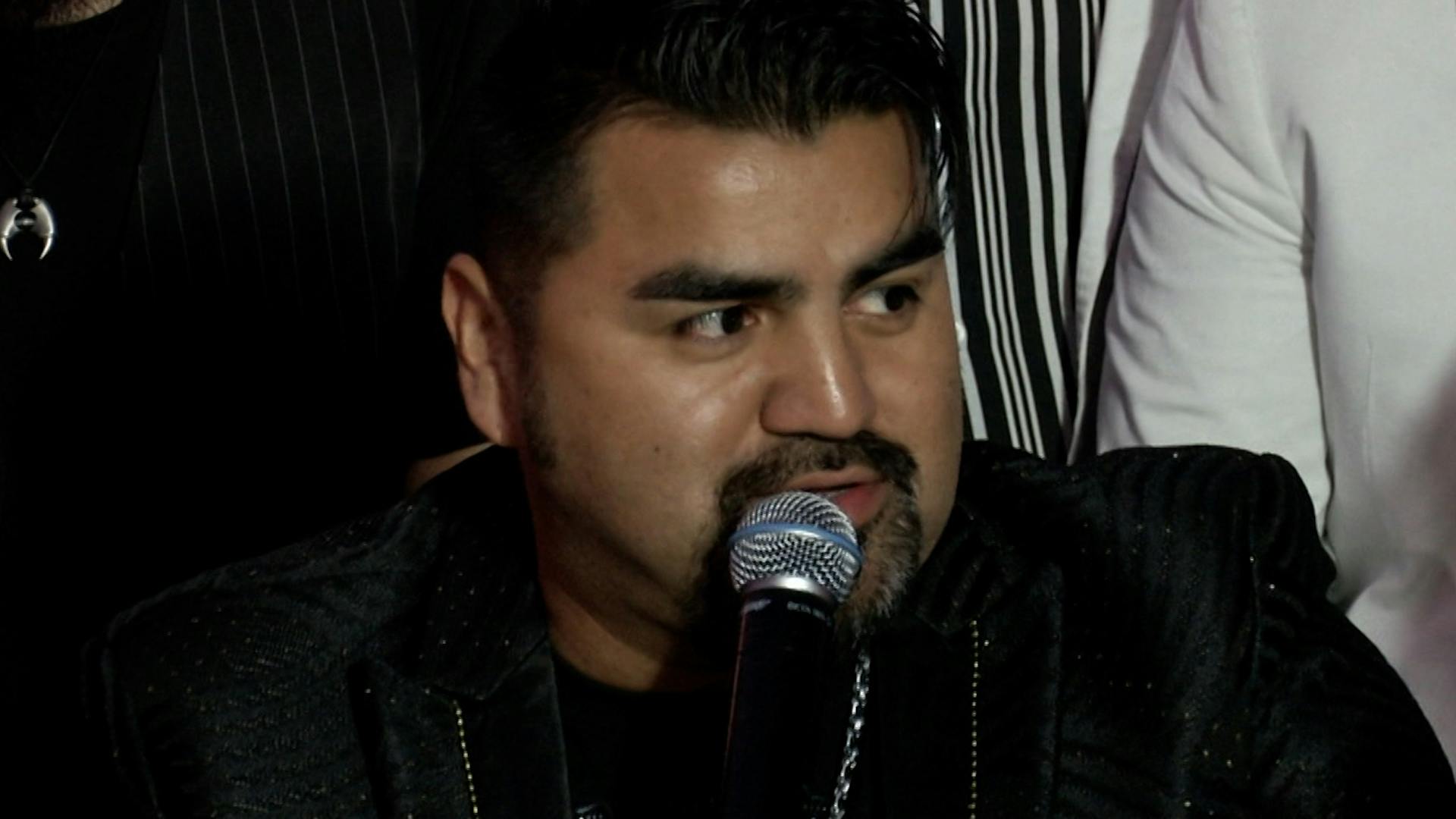 "El Mimoso" rompió el silencio tras denuncia de su esposa María Elena