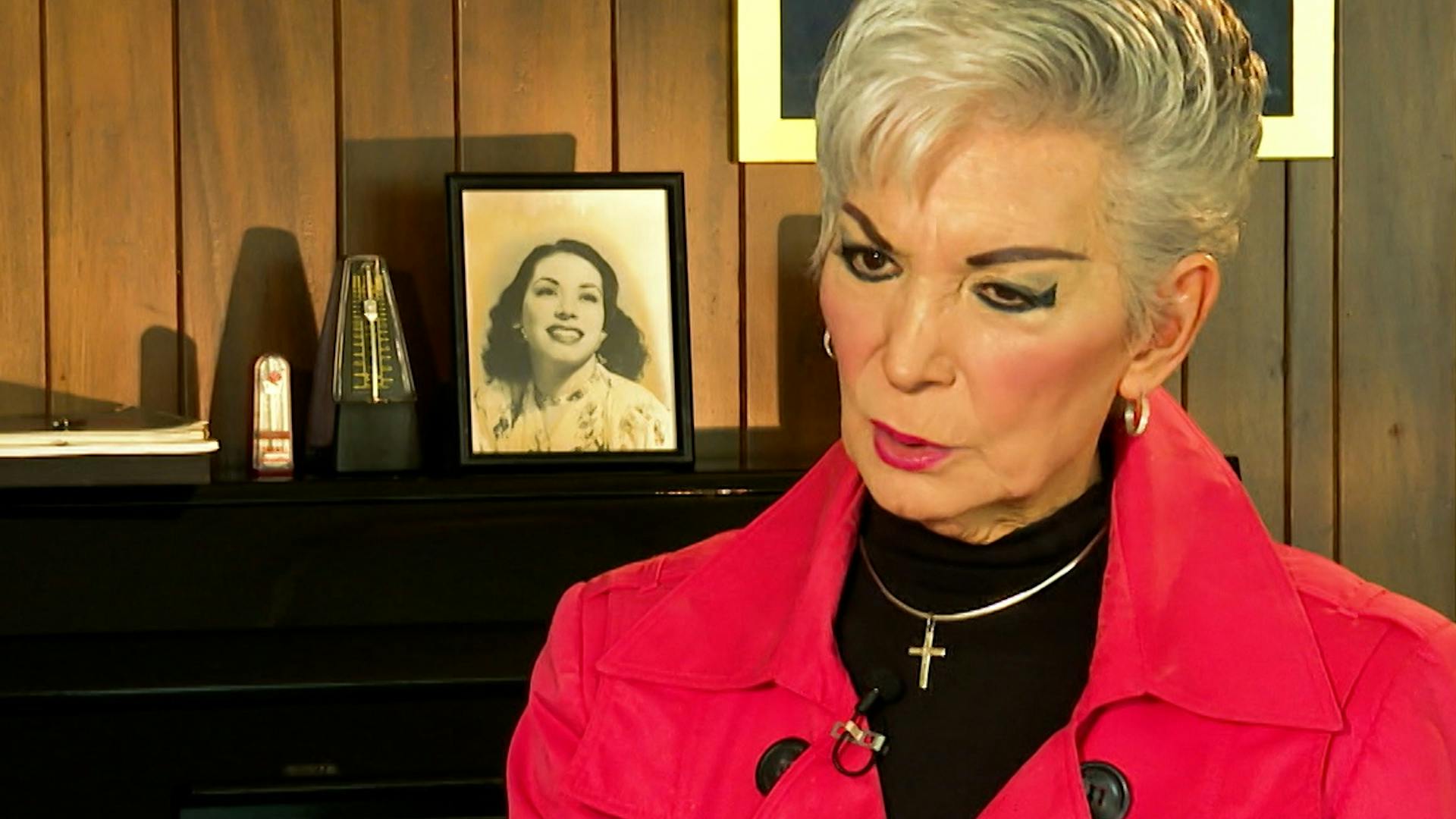 Felicia Garza no considera buena compositora a Alicia Villarreal