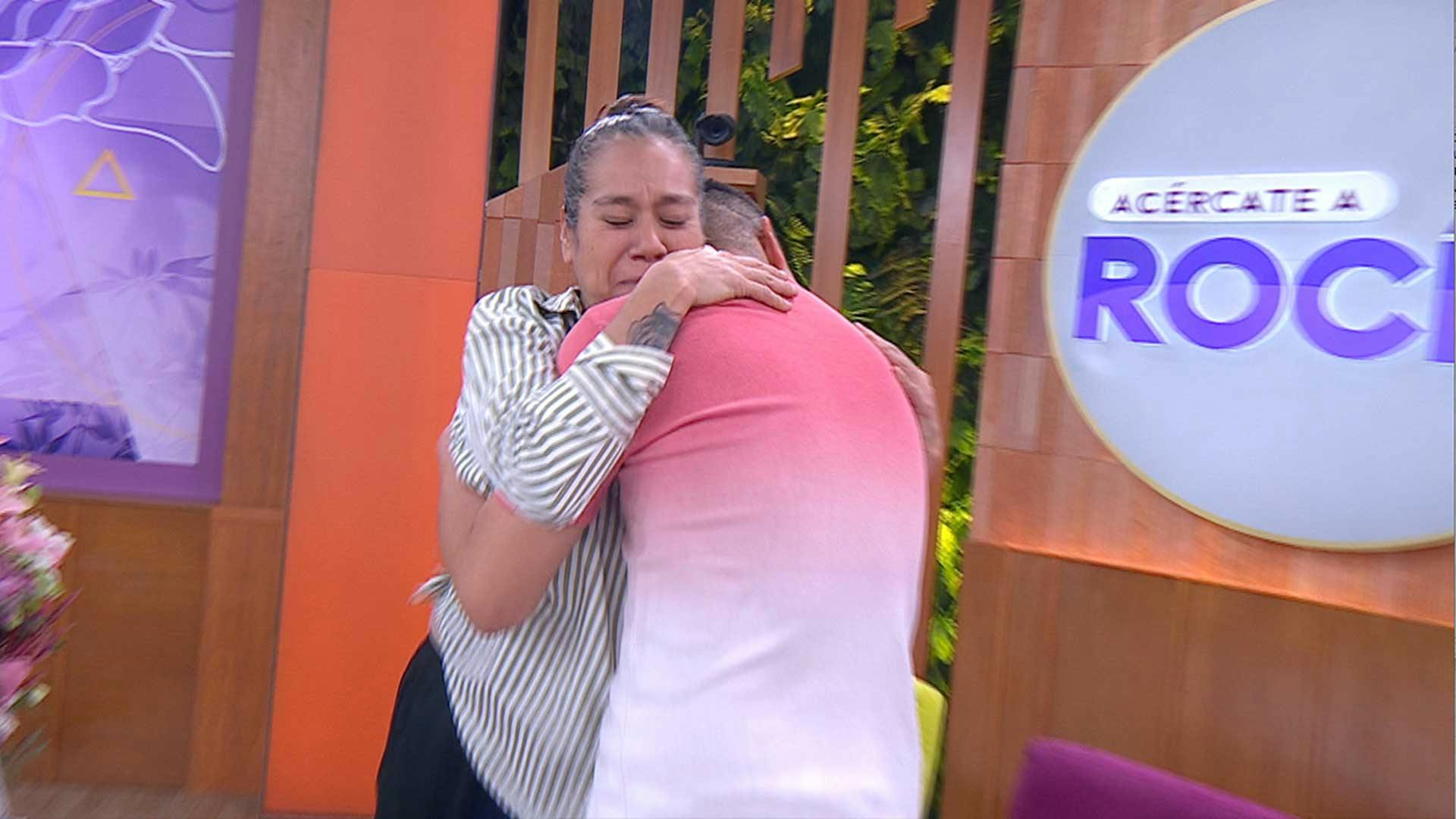 La mamá de Miguel le cerró la puerta por preferir a su papá