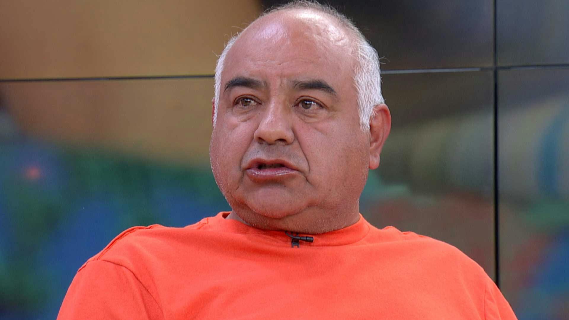 ¡Le dio una hija enferma! Dionisio dice que sí cuidó a su hija