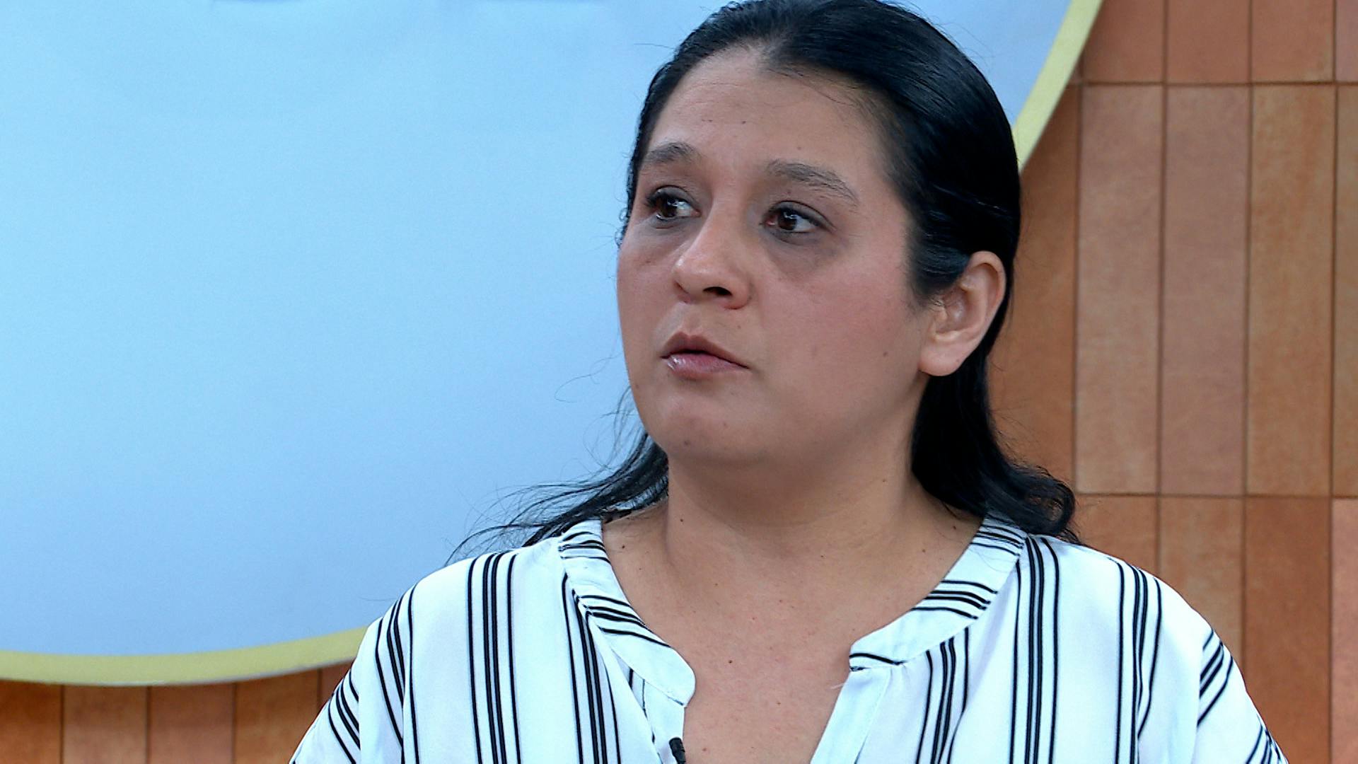 ¡Primero la escuela! Diana dio a su nieta para que su hija no se distraiga