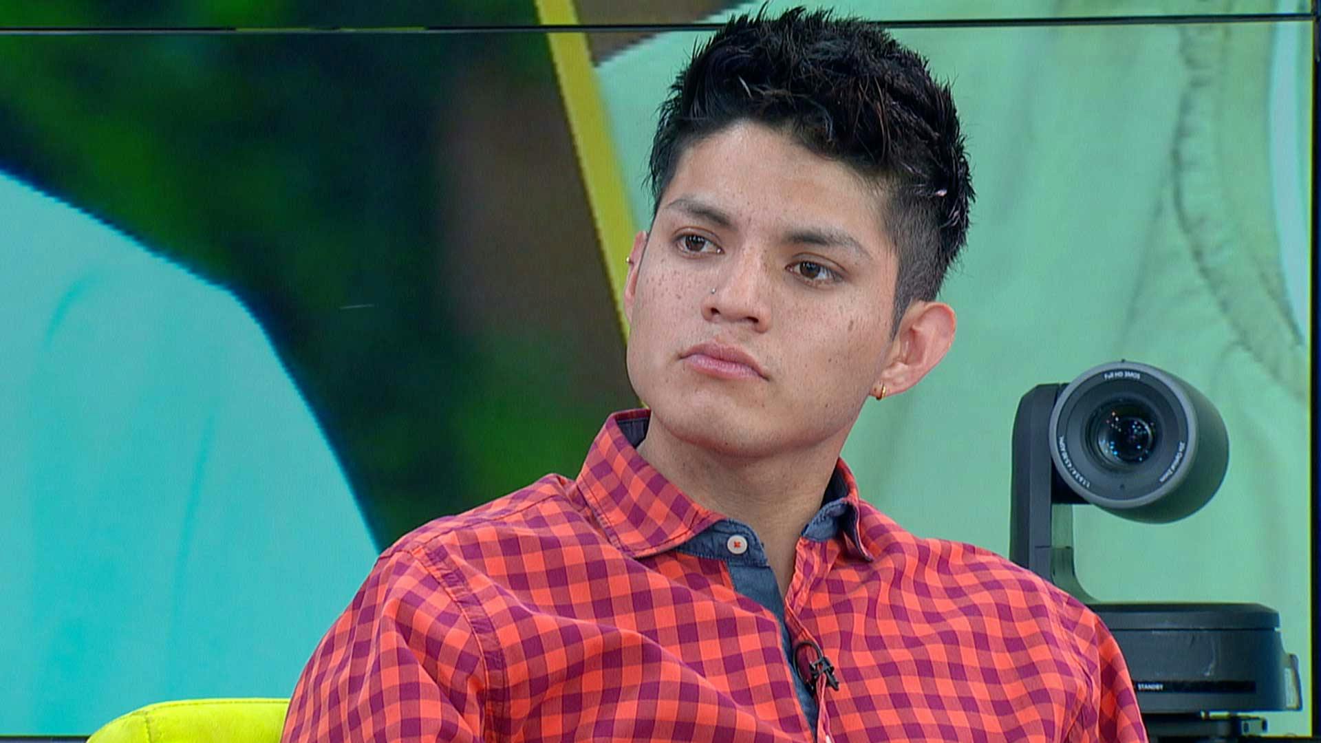 ¡Le tiene envidia! Raymundo sí terminó la carrera, no como su hermano