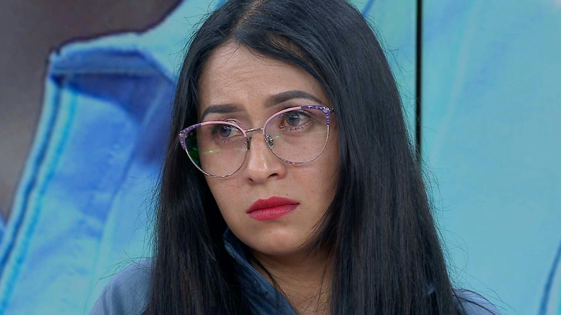 ¡No le dan un centavo! A Celia no le dan dinero porque bebe