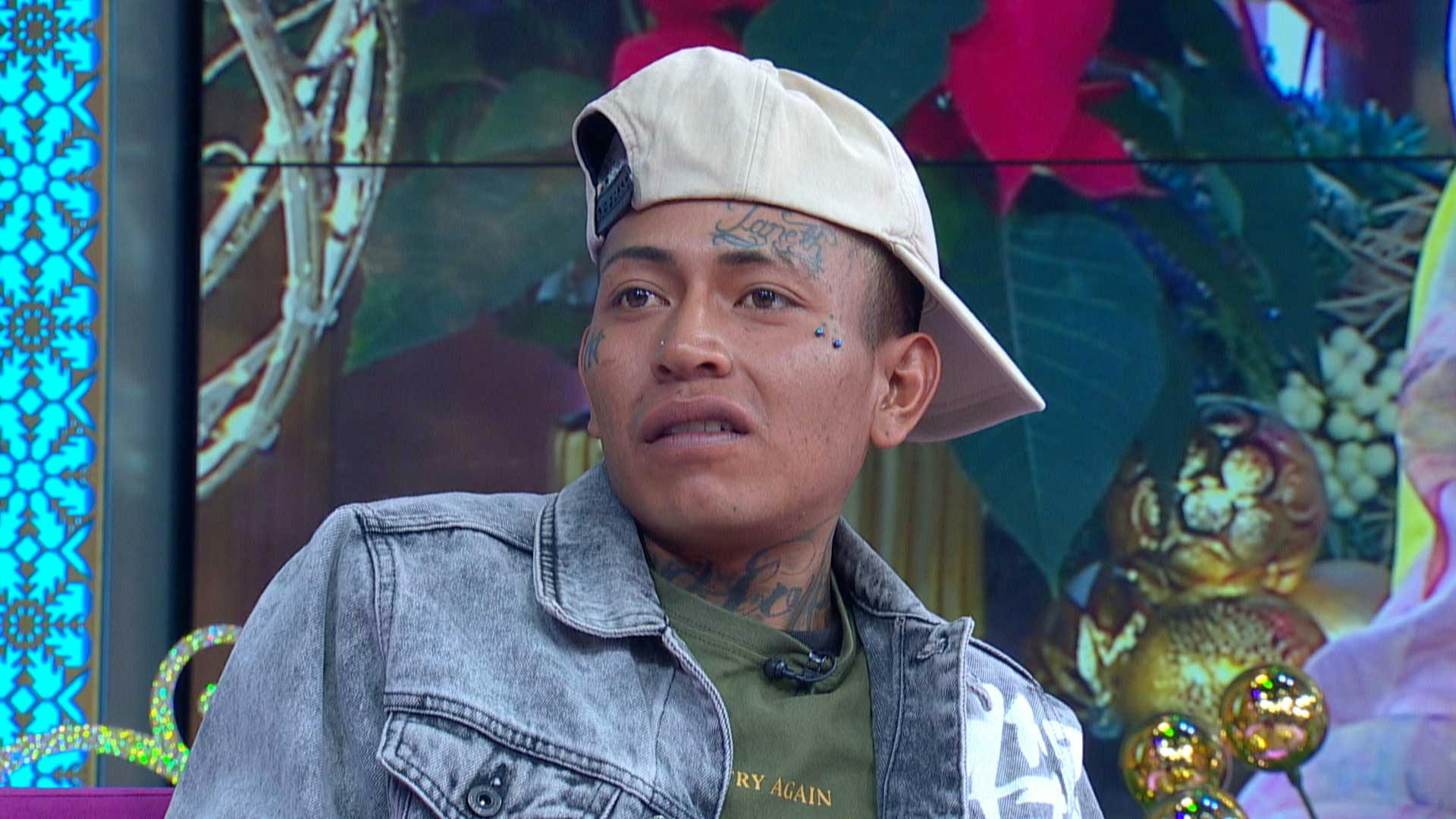 ¡La banda no las respeta! La hermana y la mamá de Benjamín son cuscas