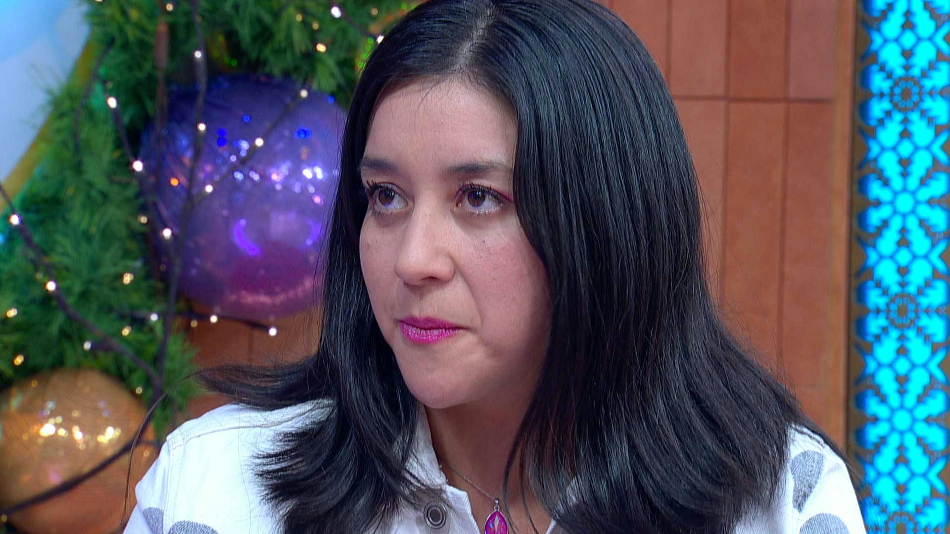 ¡Le dicen 'la pacheca'! La hermana de Rubí fuma todo el día