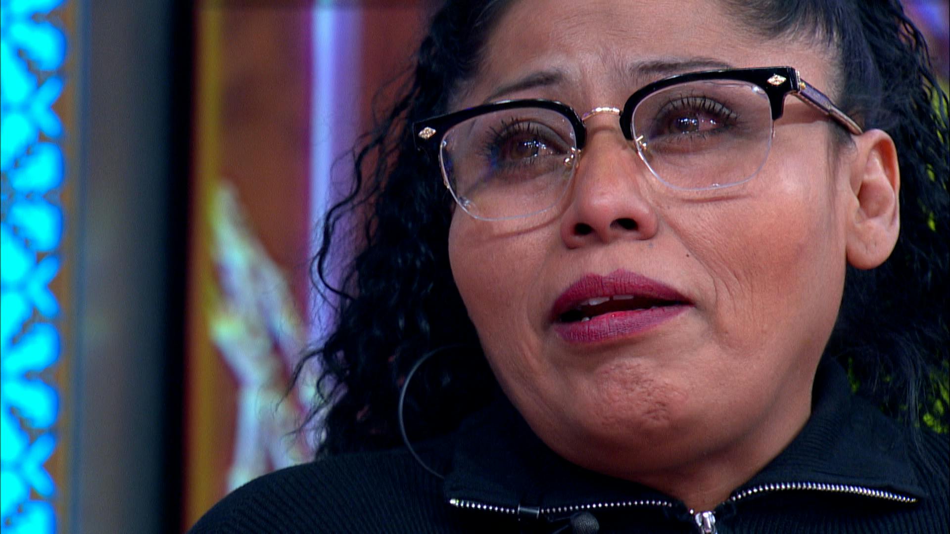 ¡Su hija le da la espalda! Gabriela no puede más con la situación