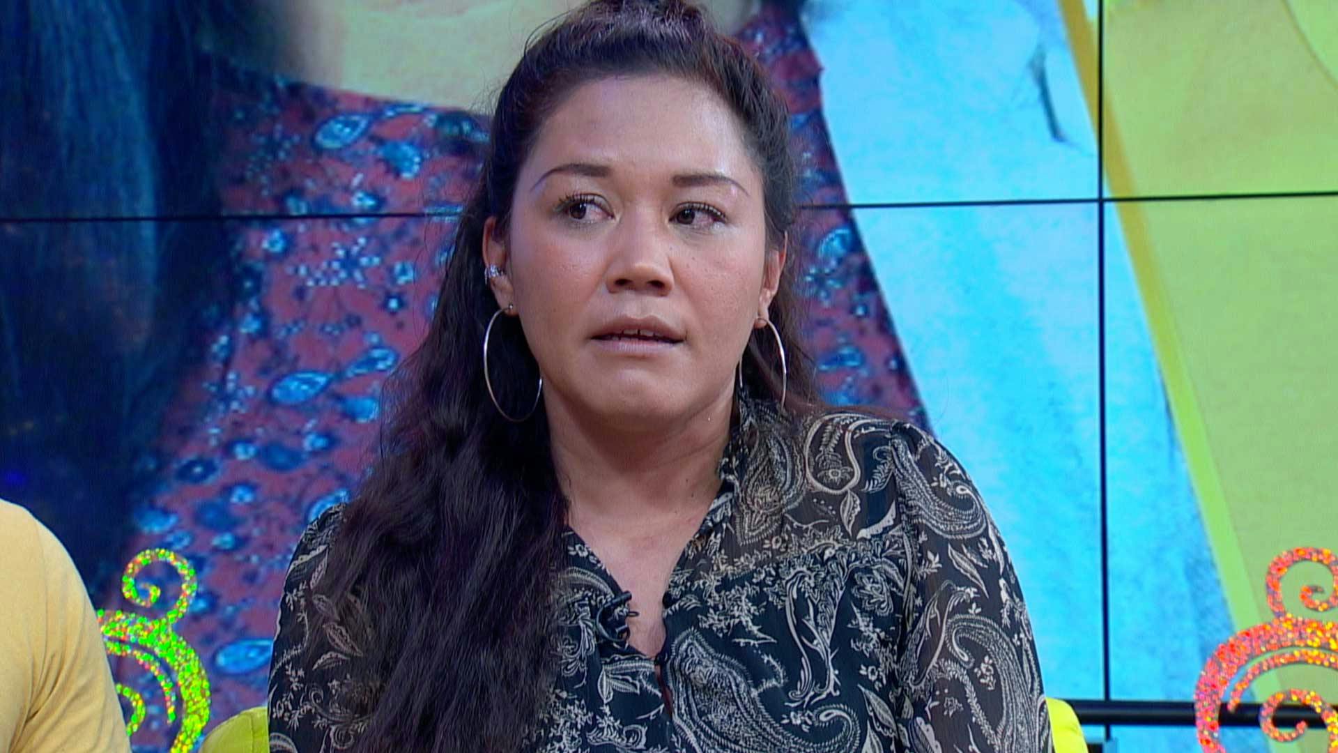 ¡Es un fastidio! Ana anda con uno más joven y los quieren separar