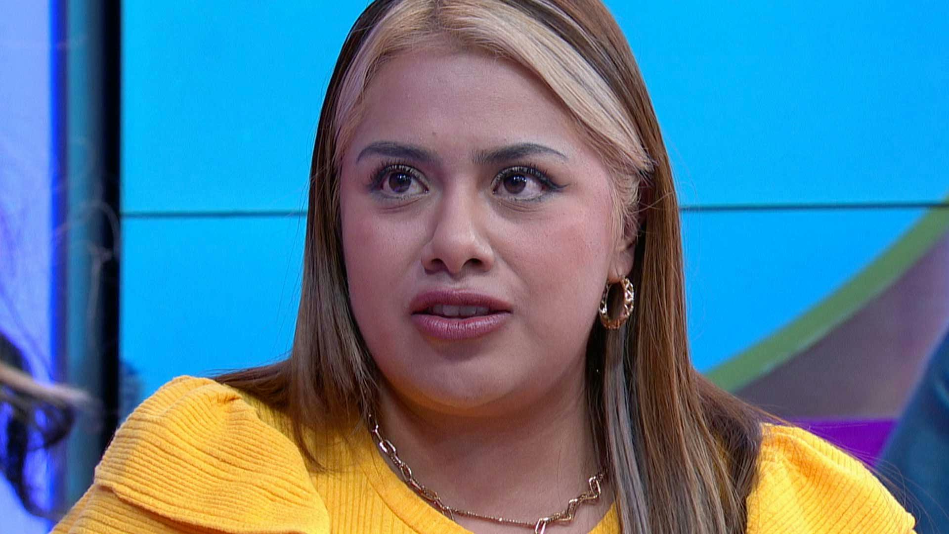 ¡Anda con un fanfarrón! La amiga de Guadalupe no se ha dado cuenta