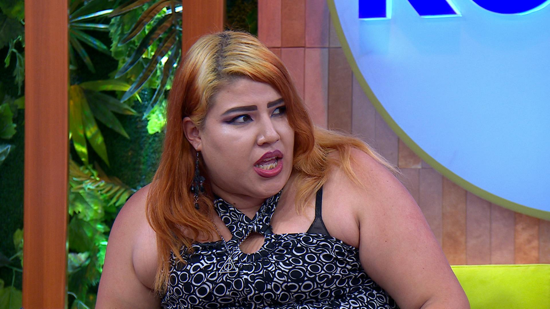 Julia tuvo un hijo a escondidas con el esposo de su prima Celina