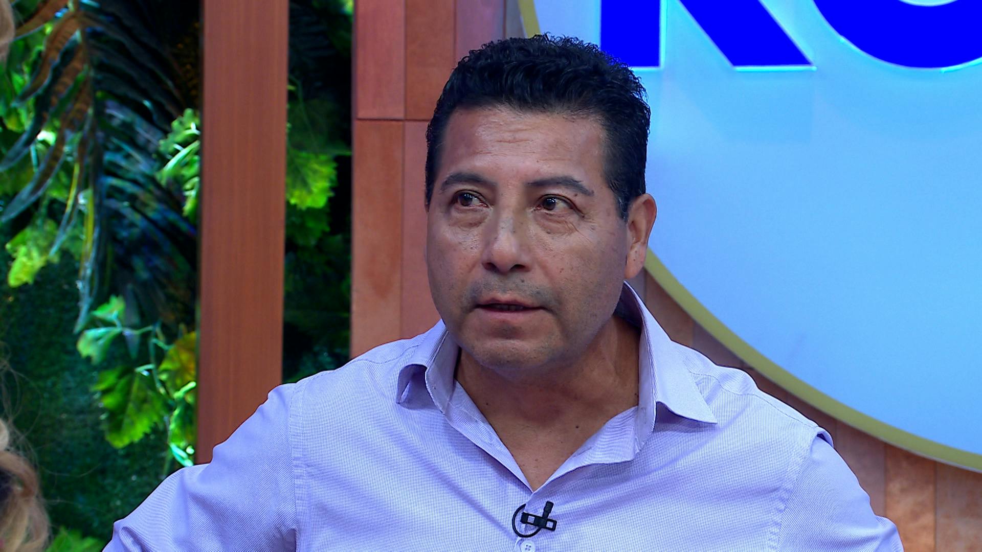 César le pide a Rocío que sea buena y que no venda la casa de Gamaliel