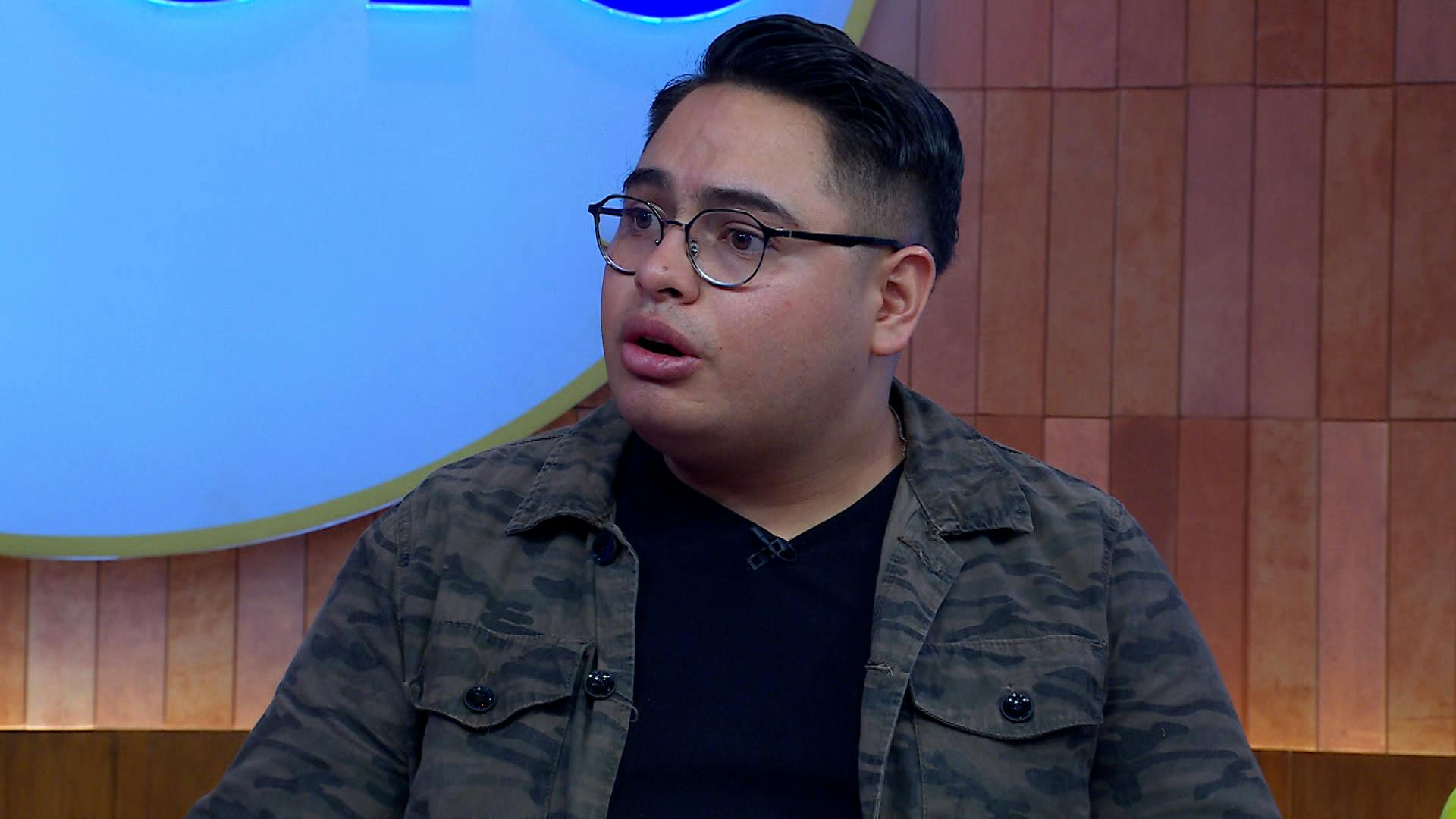 A Mario le molesta que vean a su papá como héroe pues no lo era