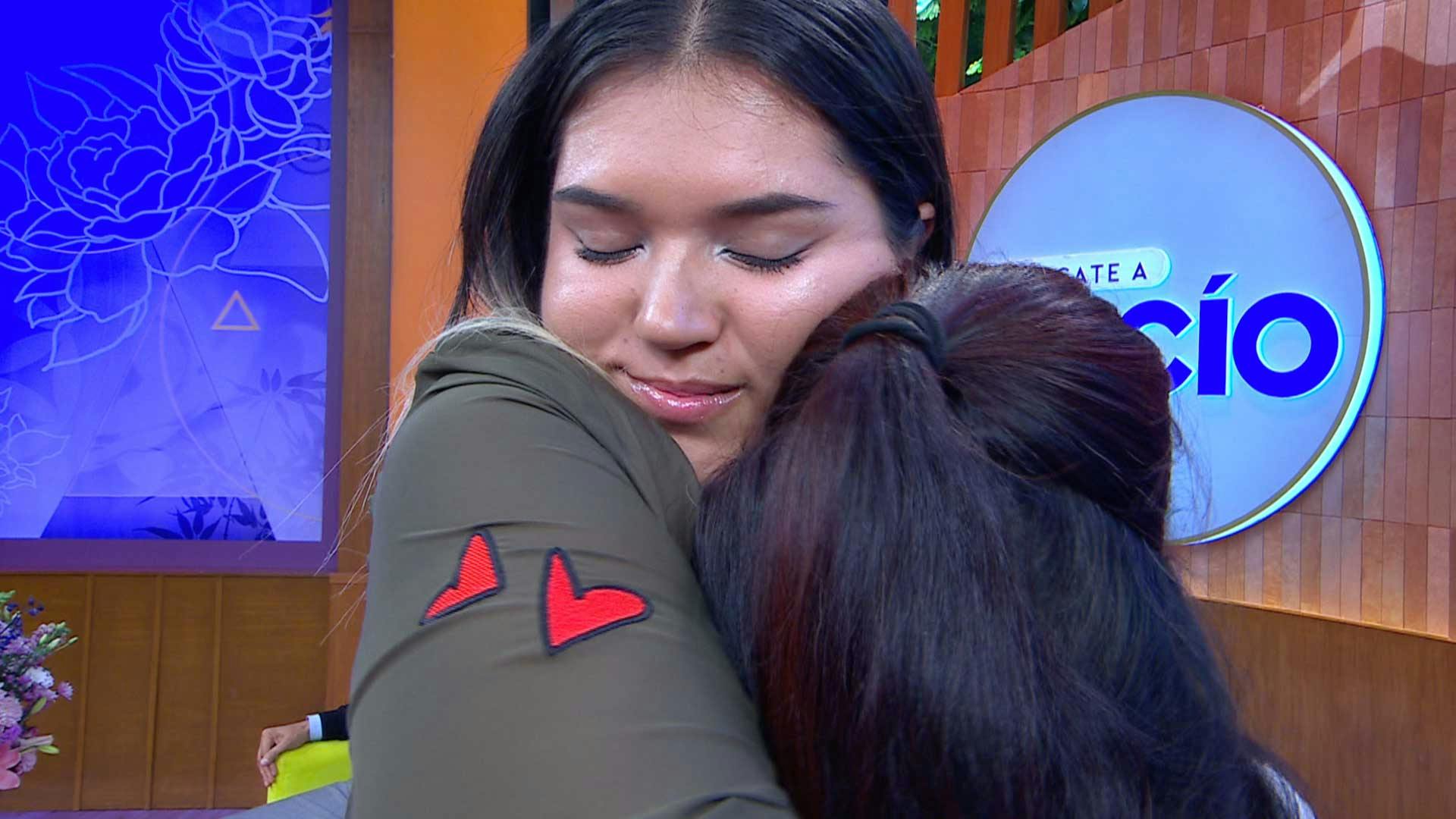Mago fue la niñera de Camila y ahora le ofrece su casa
