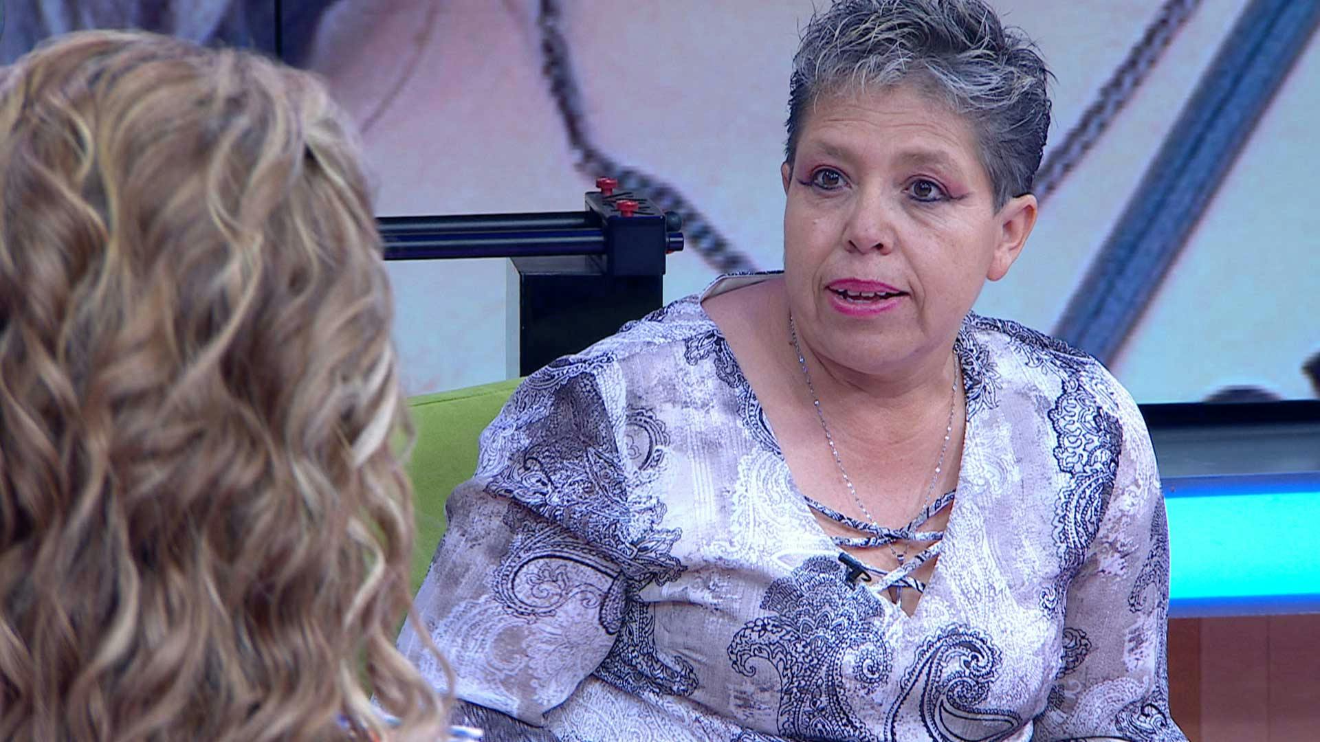 Angélica acepta que su hijo es un desobligado, pero quiere ayudar