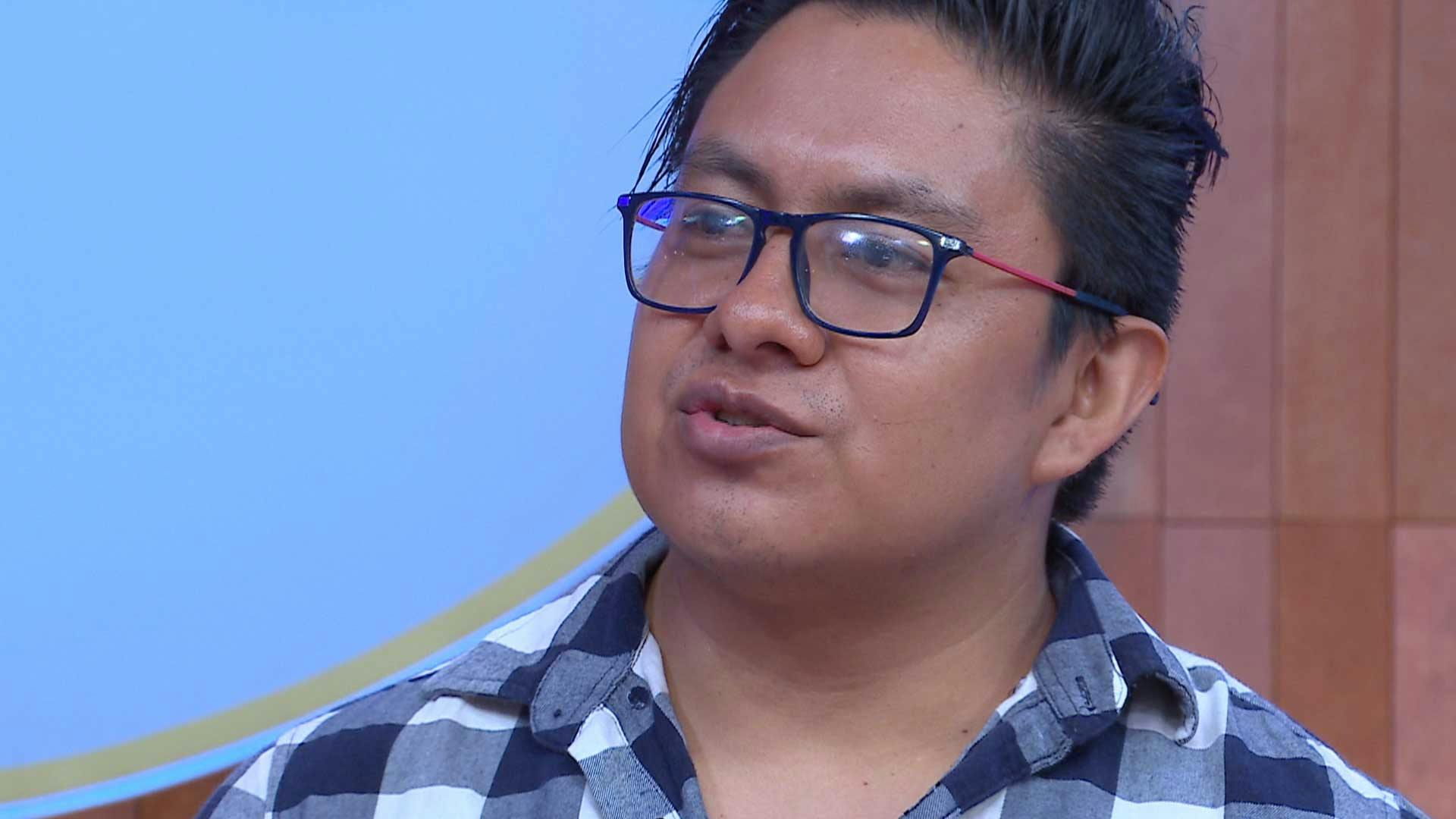 Óscar dice que es experto haciendo tortas, pero ya quebró dos negocios