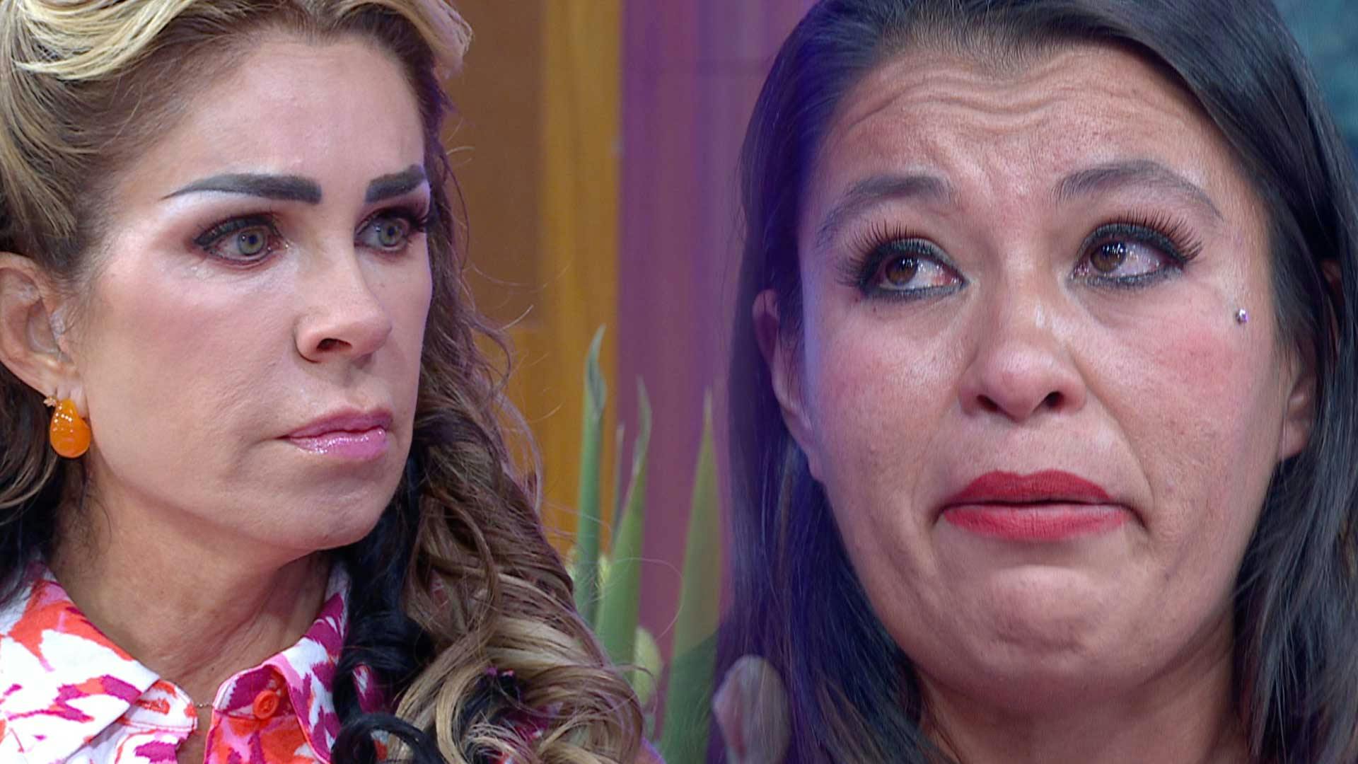 A Jennifer le dicen que es una mediocre por trabajar en los camiones