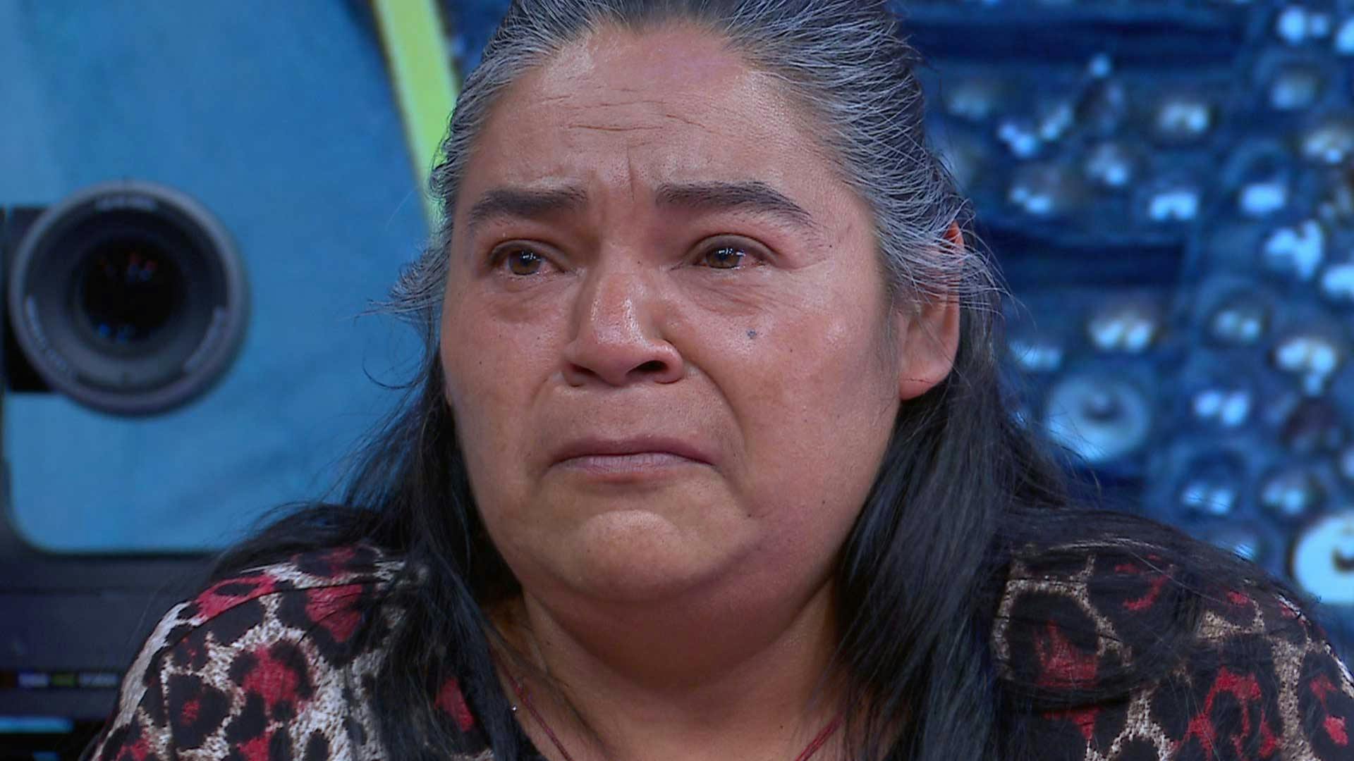 Hilda se avergüenza del comportamiento de su hija Michel