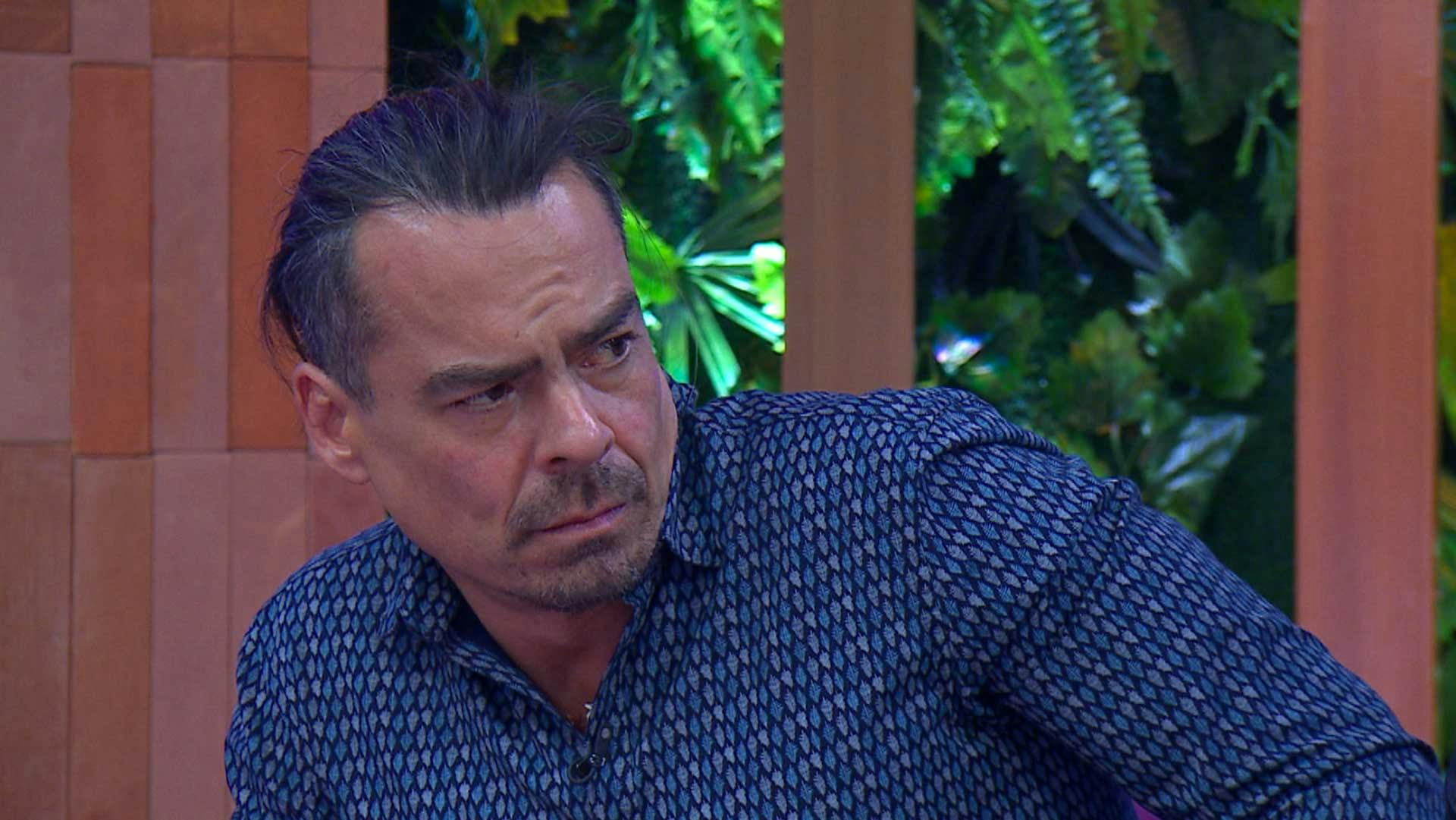 Guillermo anda con la ex de su papá y asegura que son muy felices