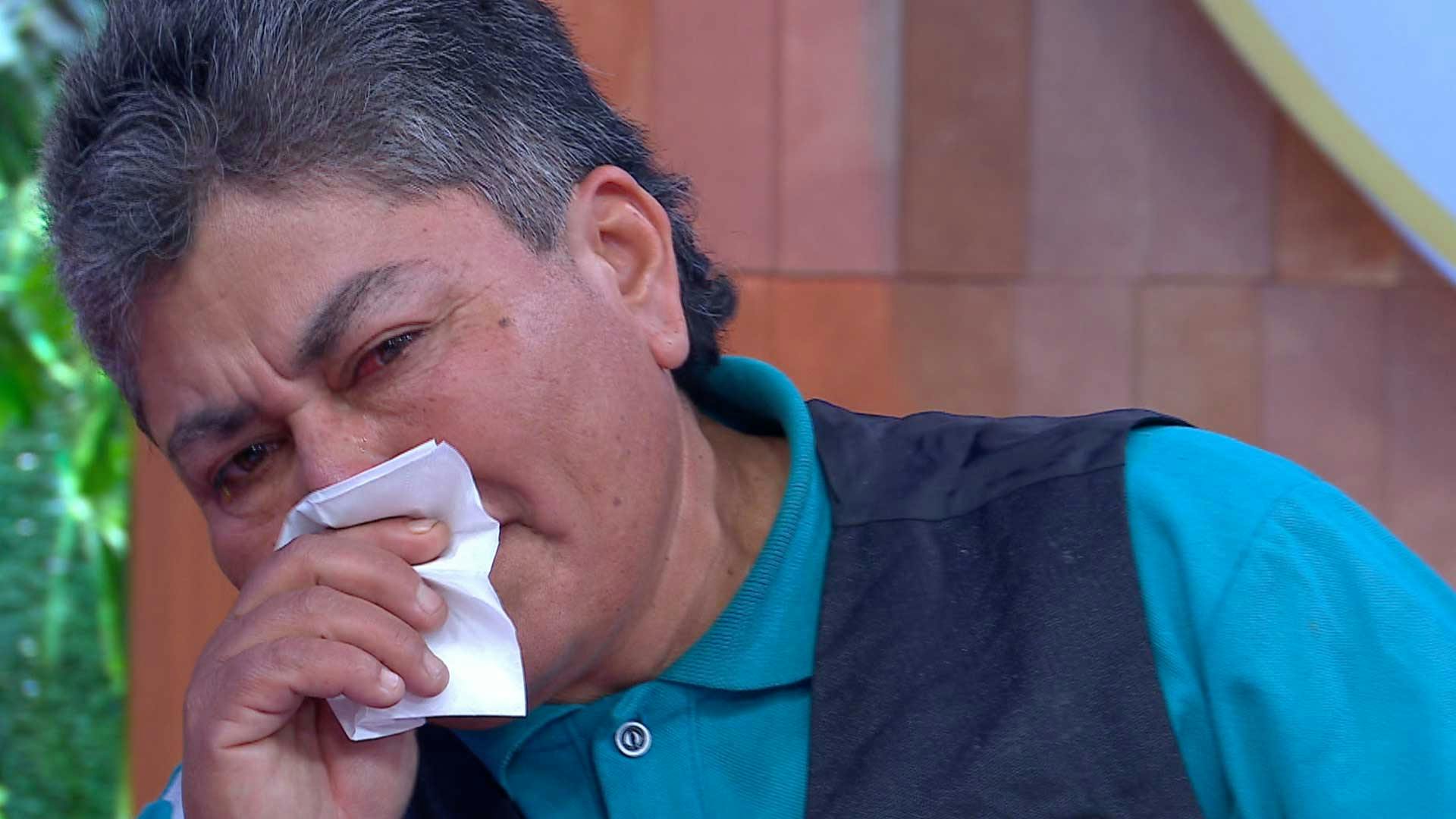 Herminia está indignada por los chismes y niega ser amante de Juan