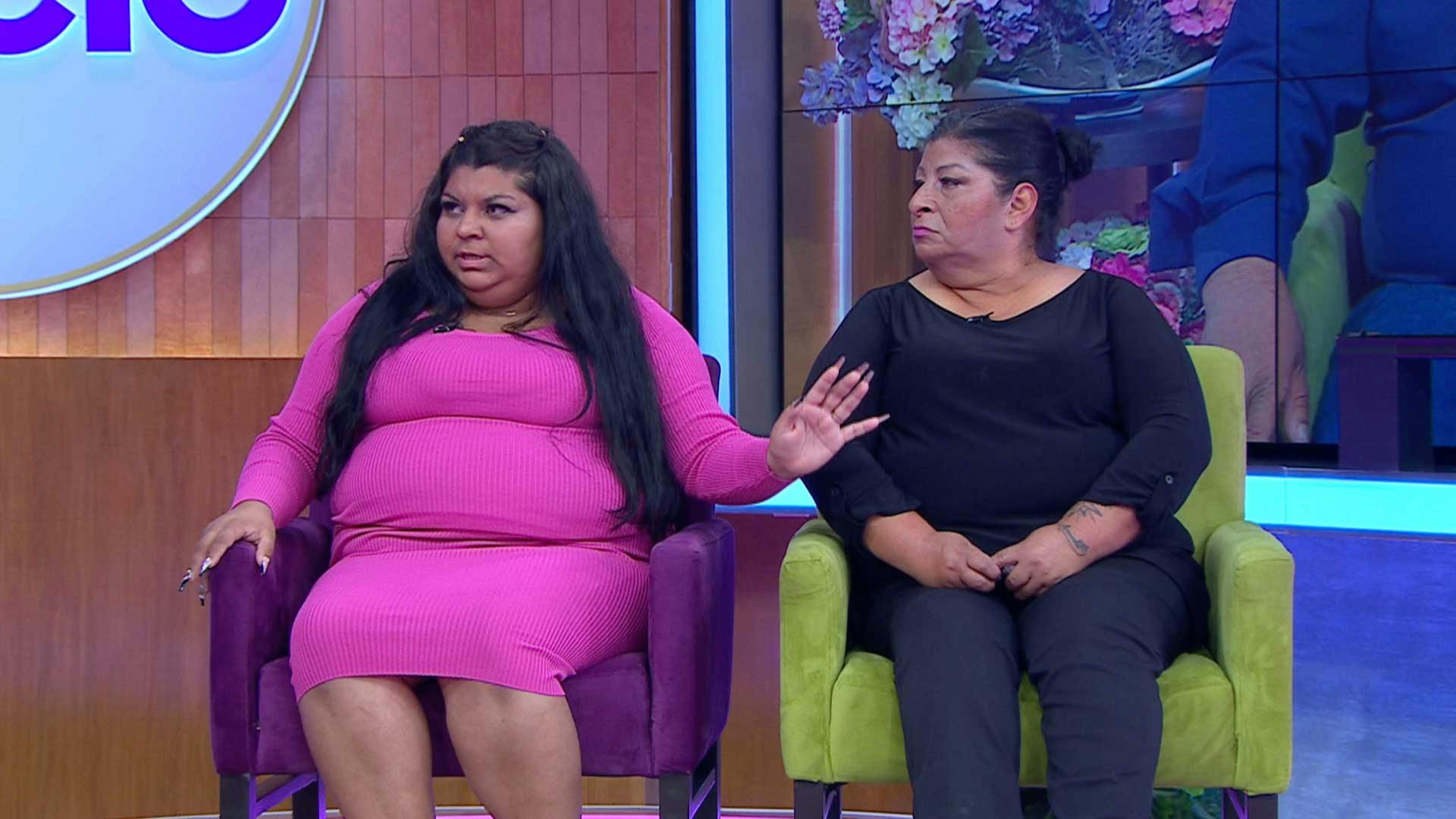 Rosa está fastidiada de su suegra porque le hace la vida imposible