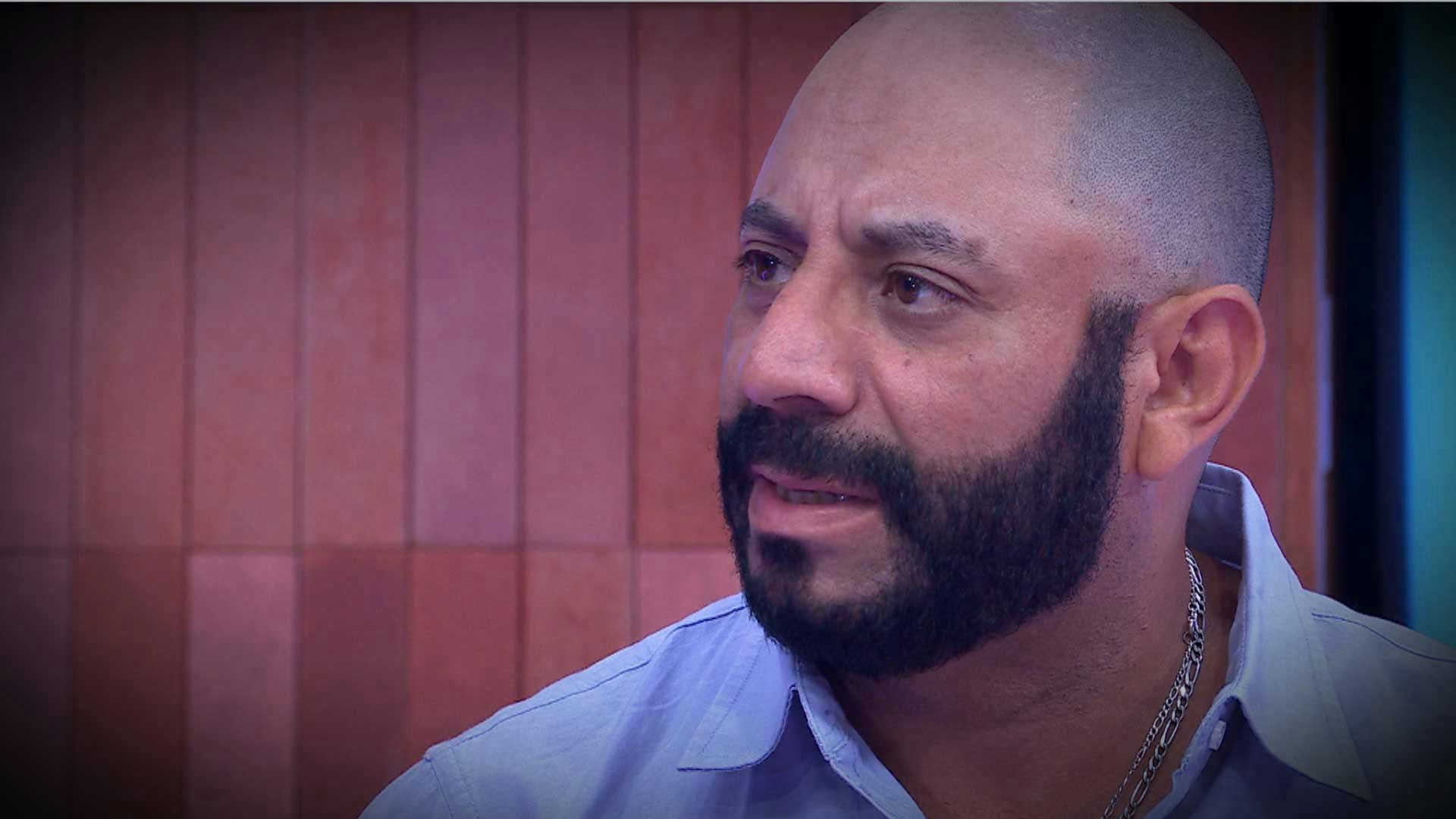 Daniel se acaba de enterar que tiene un hijo de más de veinte años