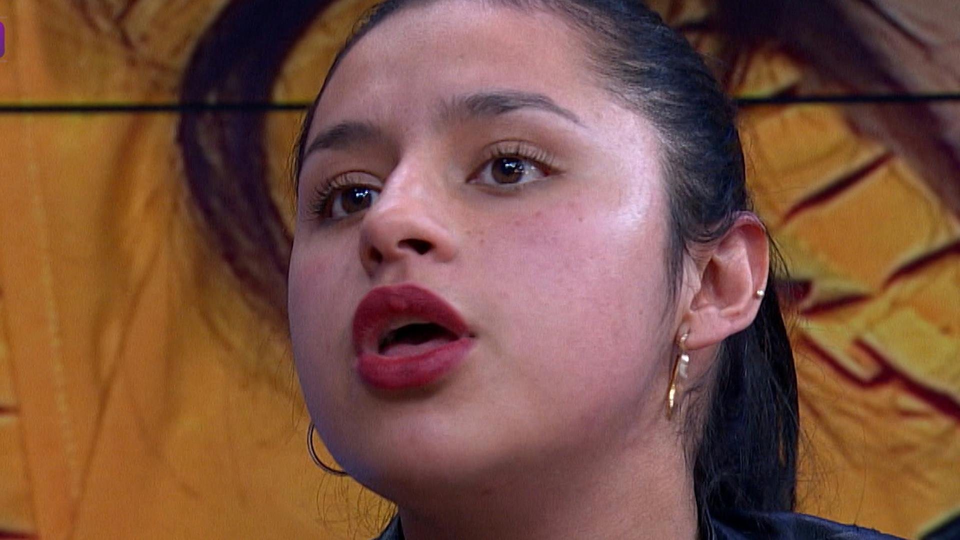 Alejandra revela que prefiere a su madrastra antes que a su mamá