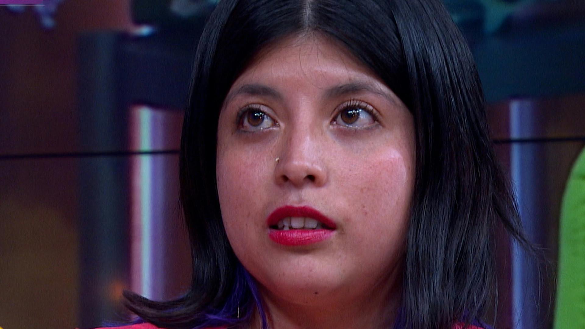 Diana se siente mal porque su ex la dejó por una ruca de 50 años