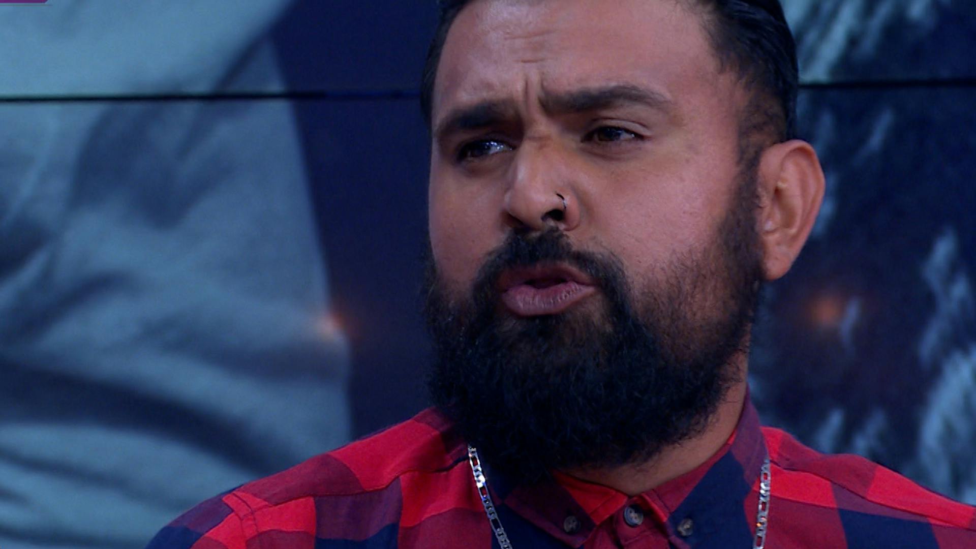 Luis quiere que Martha regrese con él al anexo