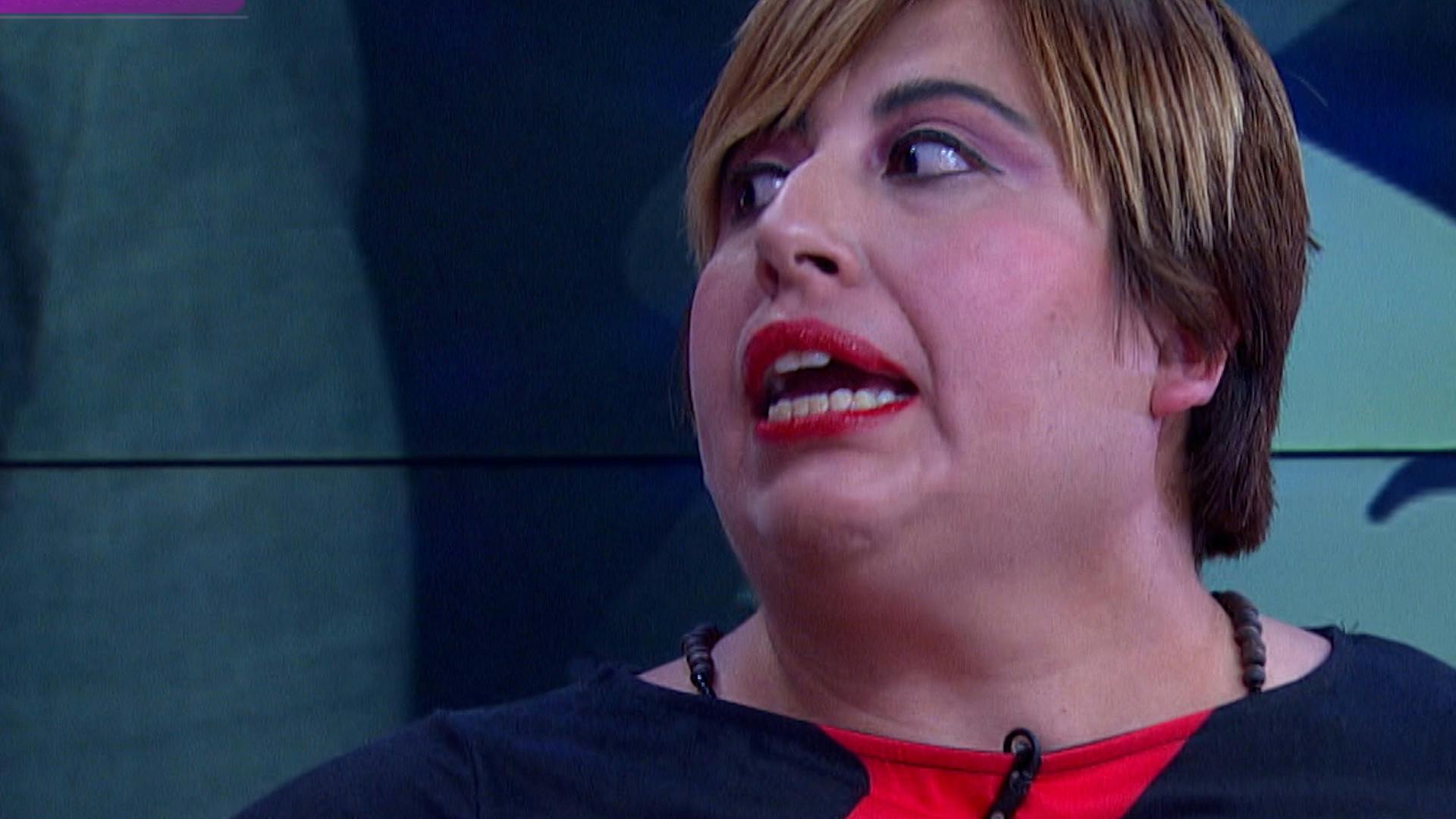 Monserrat fue estafada por internet y quiere su dinero de vuelta