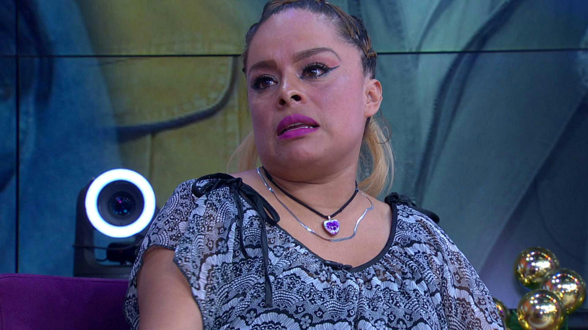 Tania quiere que Pedro asuma su papel como el padre de sus hijos