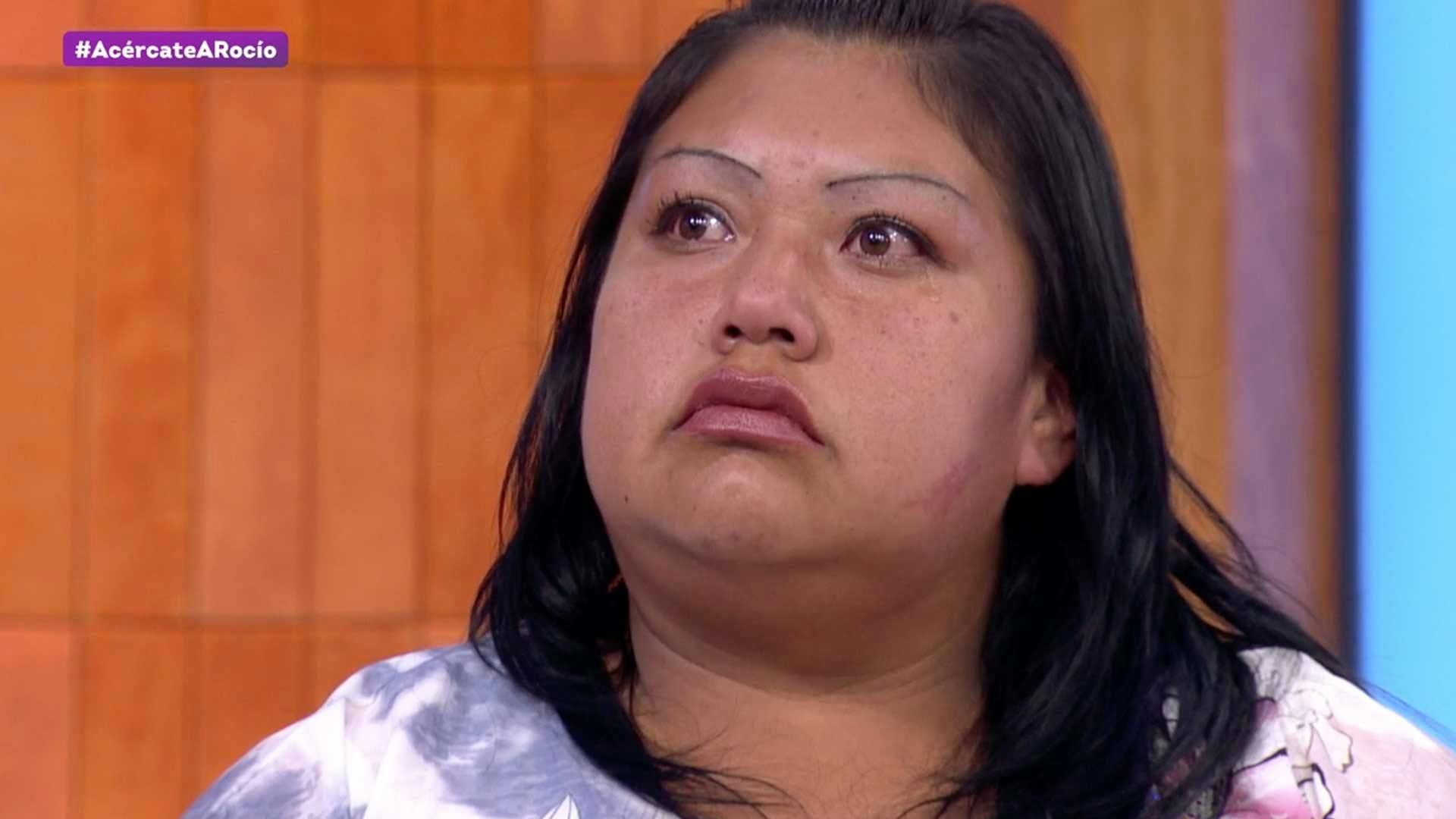 Liliana está mal por su hermana infiel. La obliga a ser su tapadera.