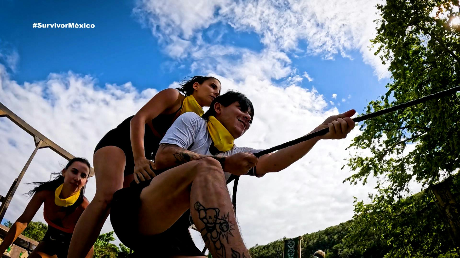 Survivor México | ¡Las tribus dan todo por poder comer un poco de fruta!