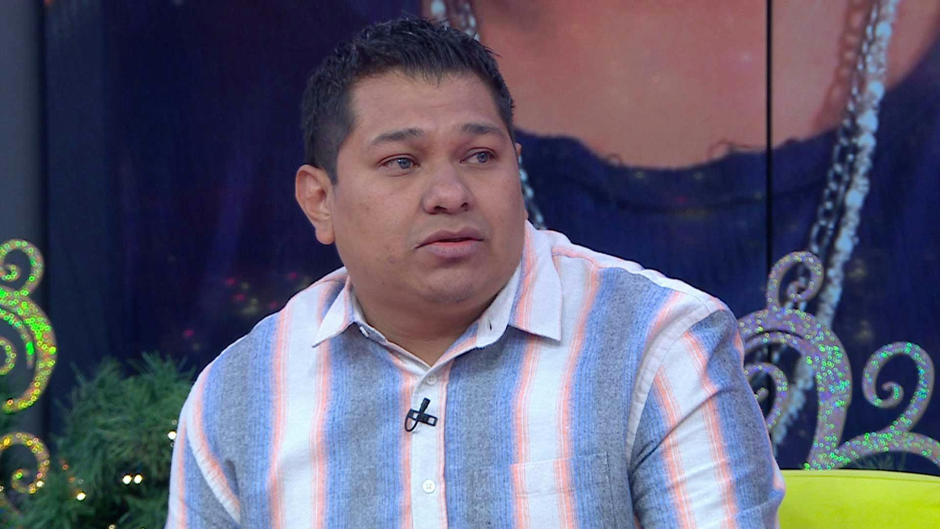 Roberto advierte que no permitirá que Erika sea feliz con alguien más