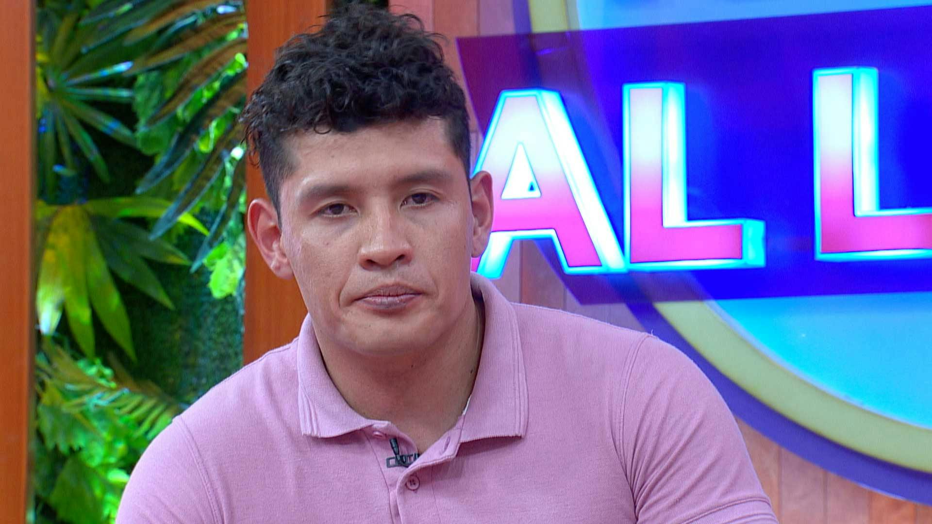 Leonel no quiere tener algo con su suegra, pero su novia no le cree