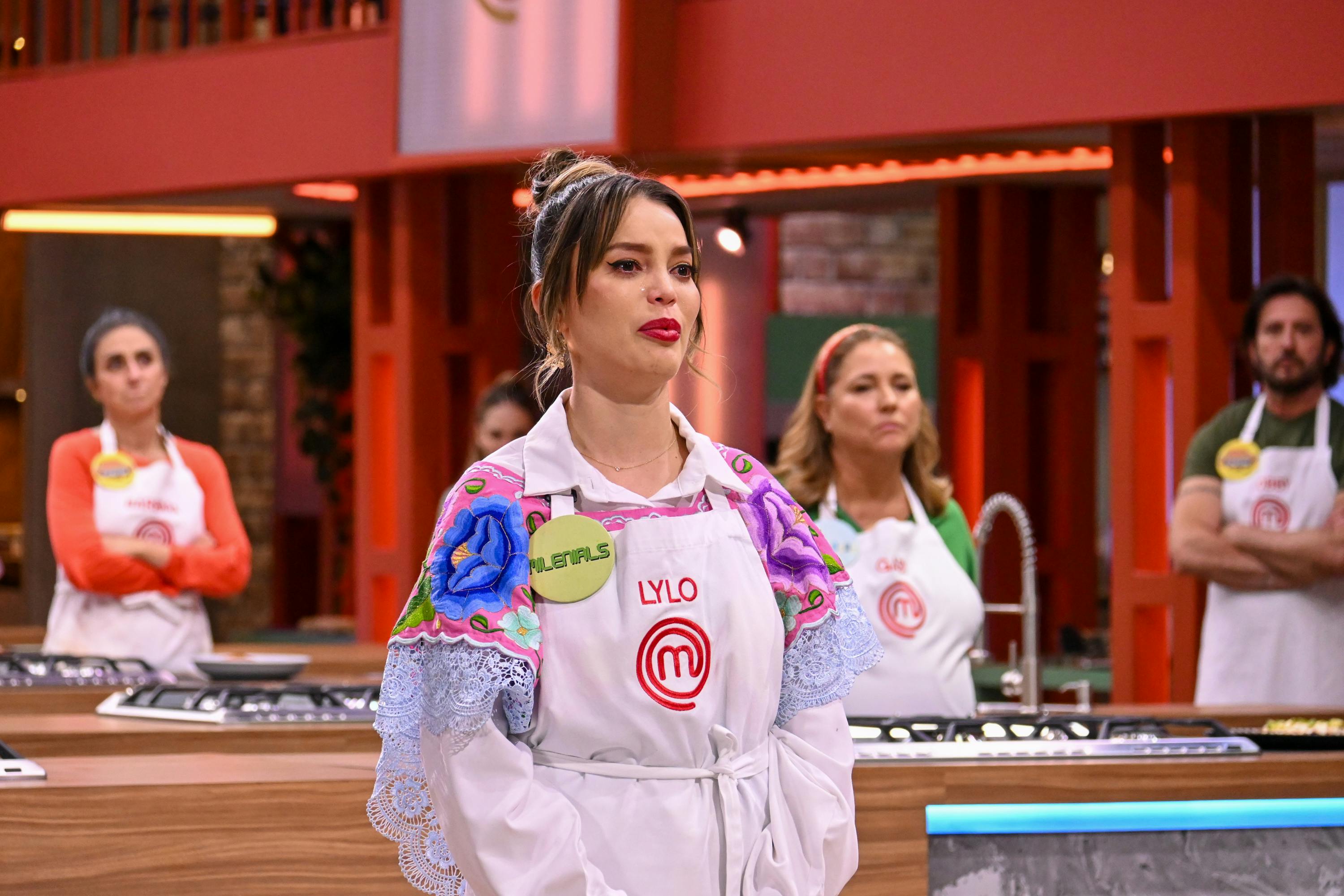 Lylo Fa rompe en llanto al escuchar las críticas de los jueces