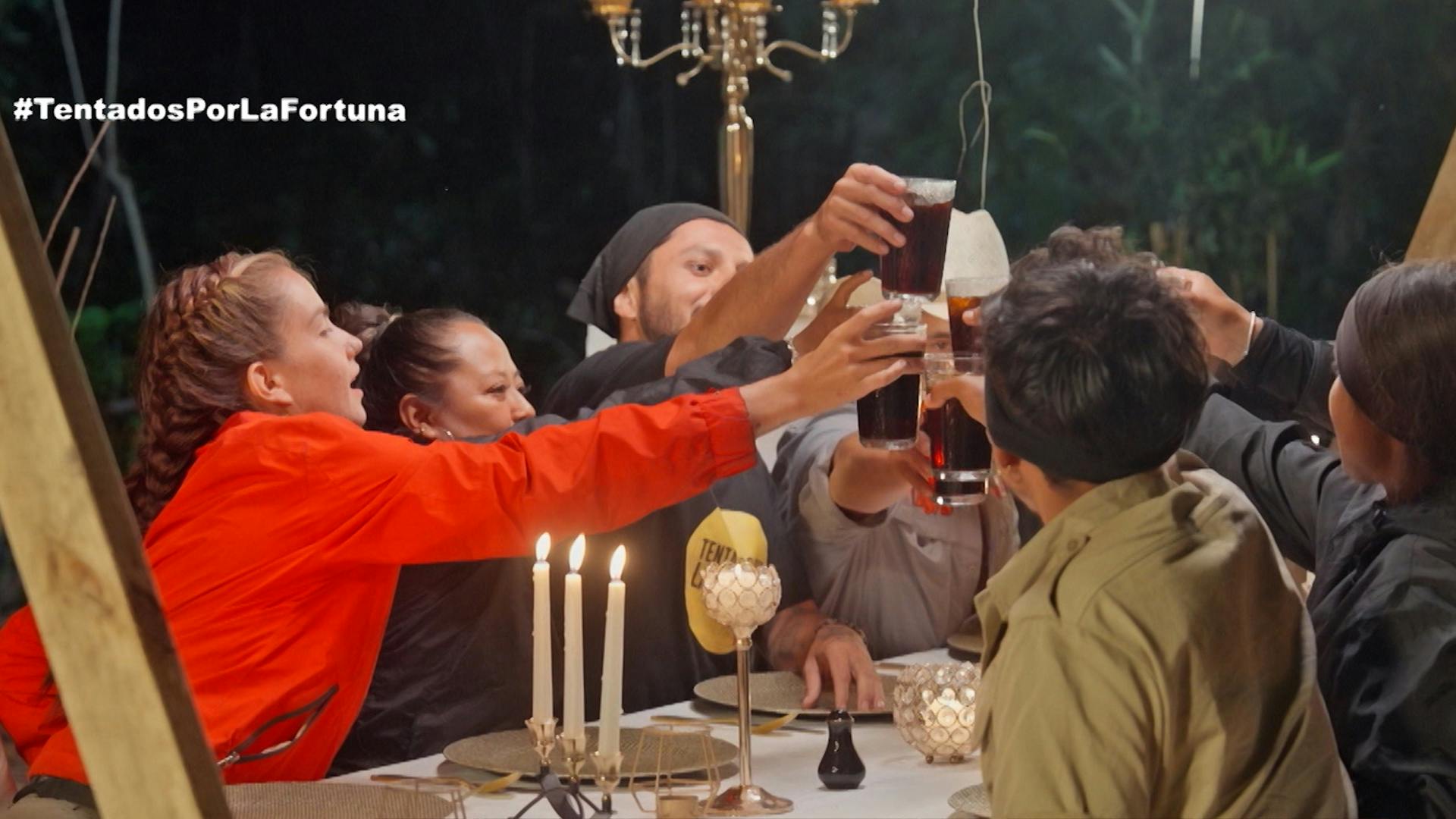 Así fue la última cena de los aventureros en Tentados por la Fortuna