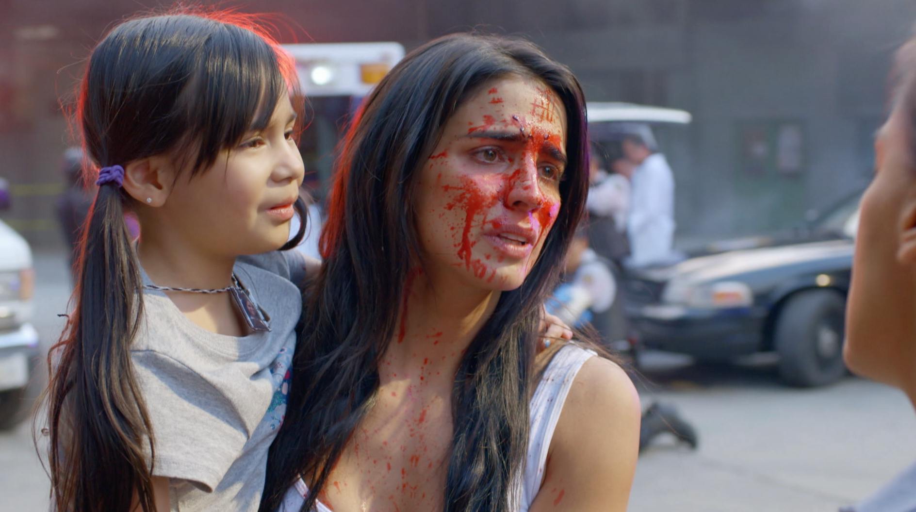 Rosario Tijeras | Capítulo 2 Temporada 3 | Rosario defiende con su vida a Rubí