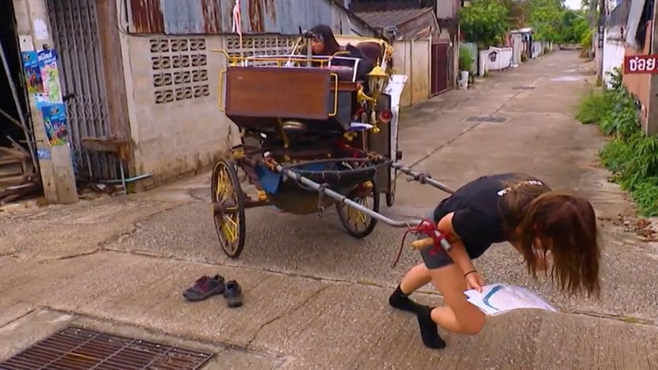 ¡Abandonados se volvieron repartidores en Tailandia, pero de una forma muy peculiar!