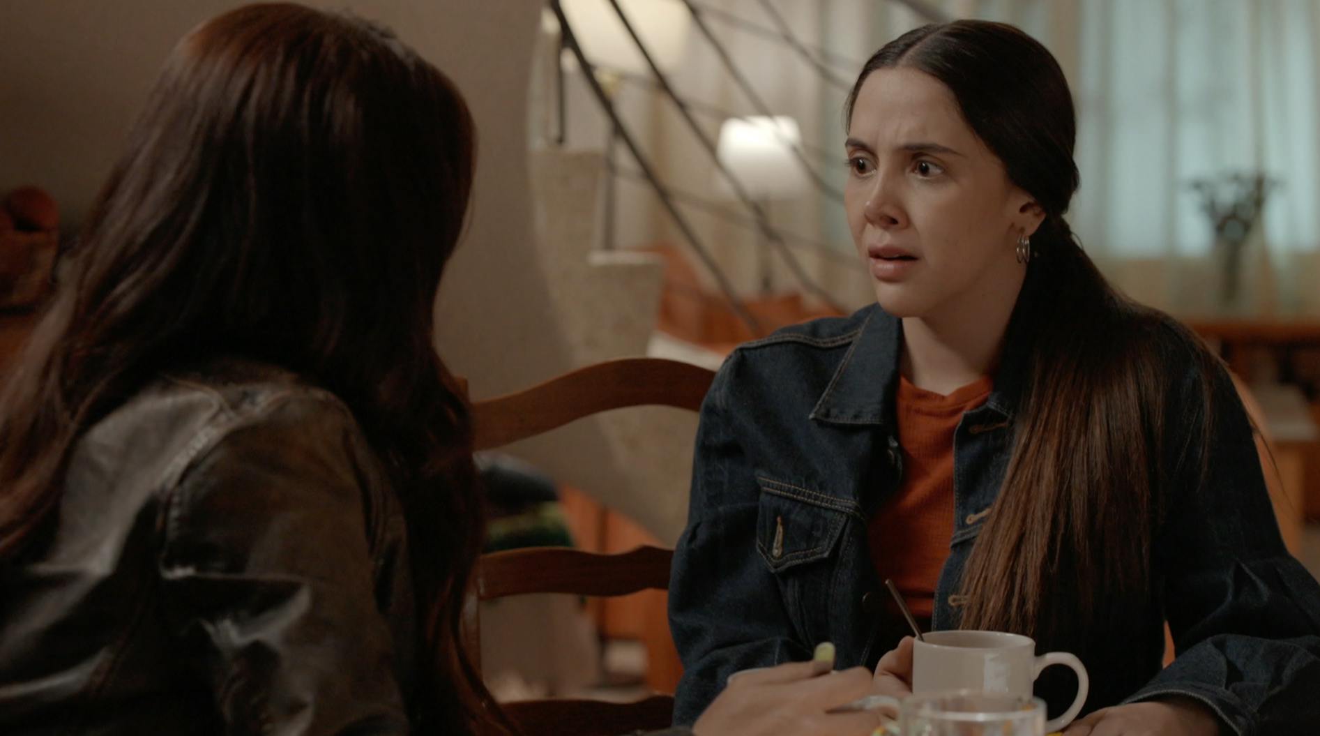 Lo Que Callamos Las Mujeres | Bella: Mi hermanita