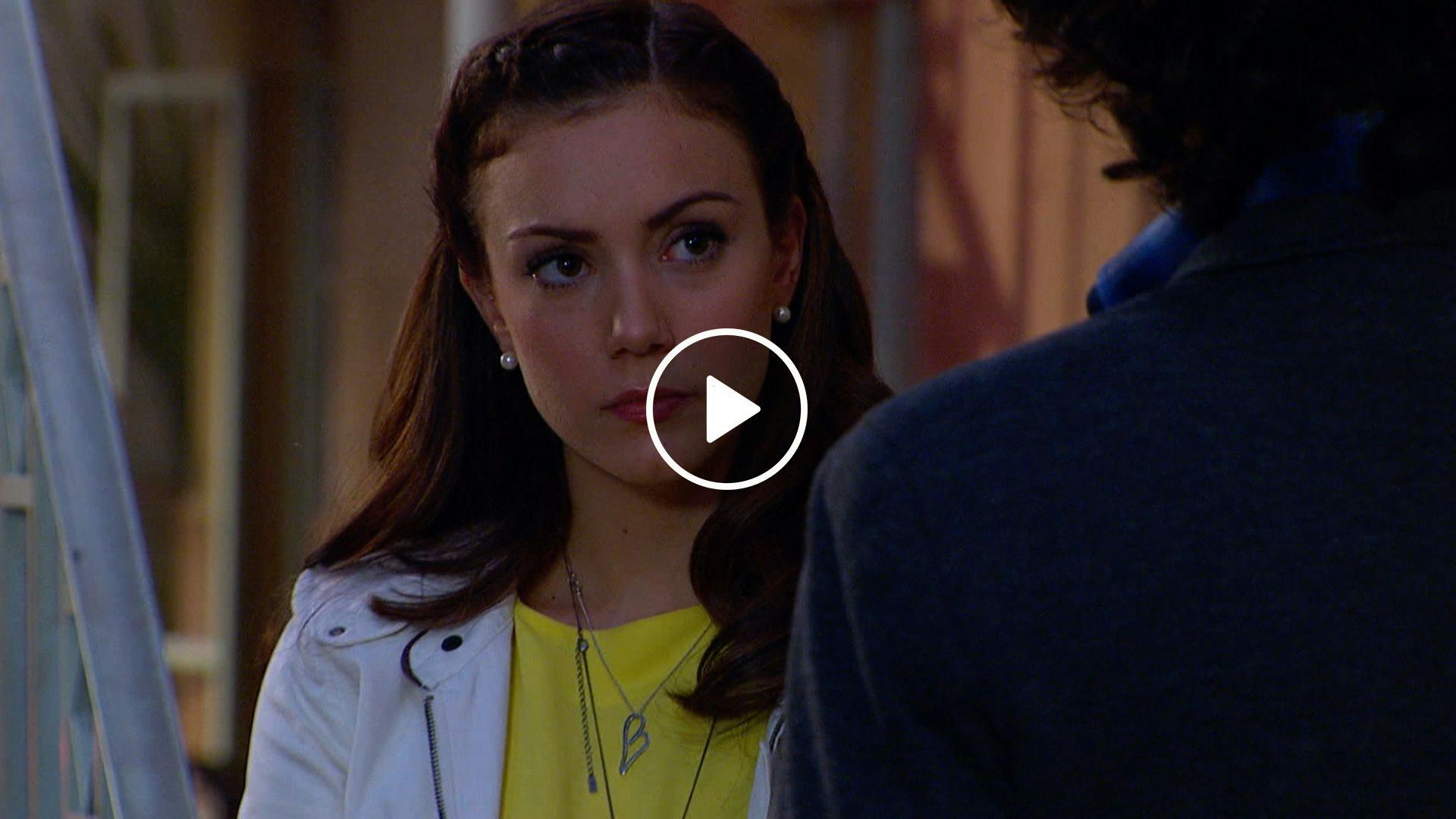 Huérfanas | Capítulo 25 | Nana le pide a Rodrigo que olvide a Aralia