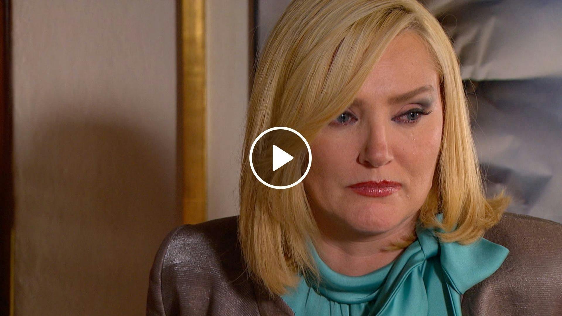 Huérfanas | Capítulo 26 | Lourdes se quiere divorciar