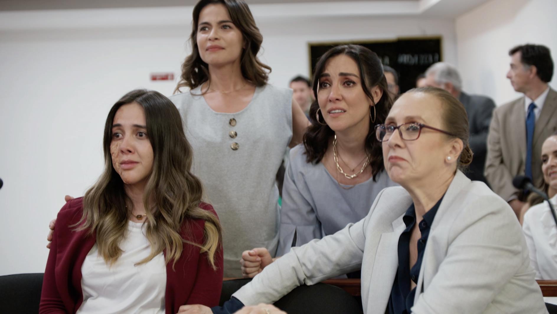 Lo Que Callamos Las Mujeres | Karina: No Nos Vamos A Callar