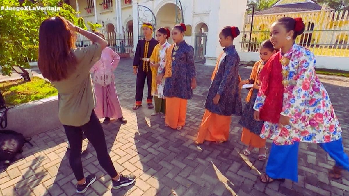 ¡Nuestras 5 parejas tuvieron que aprender a cantar en Malay!