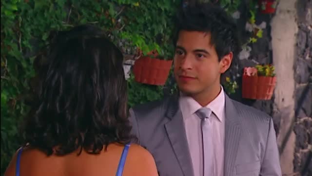 A Cada Quien Su Santo | Los votos