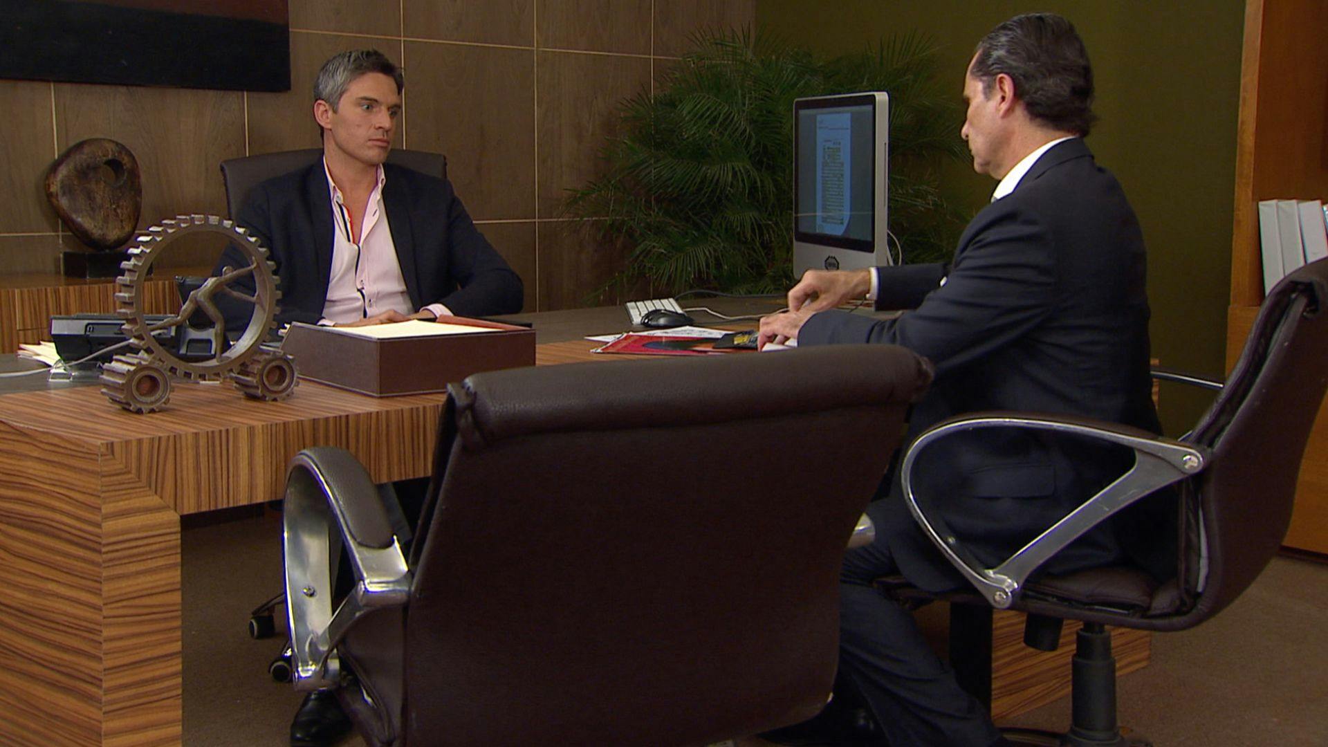 Vivir a Destiempo | Capítulo 98 | Rogelio regresa dinero a Alejandro