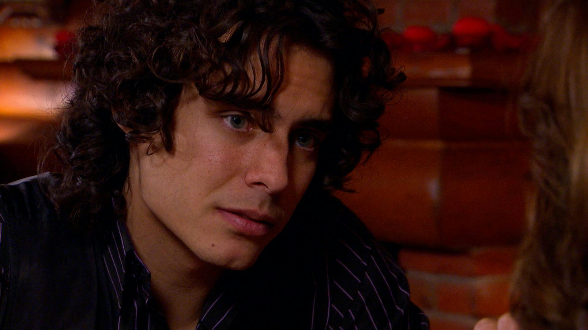 Huérfanas | Capítulo 114 | ¡Fabrizio se ha vuelto loco!