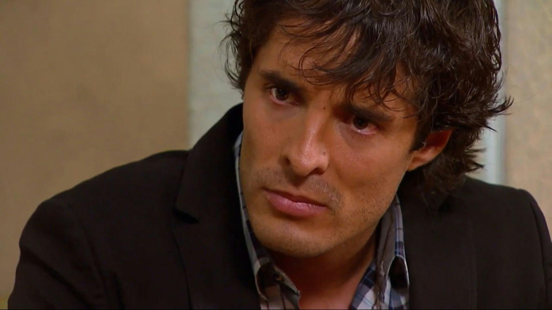 Huérfanas | Capítulo 119 | Rodrigo sabe quién es su padre