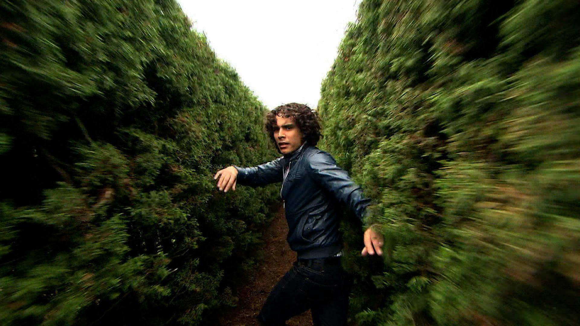 Huérfanas | Capítulo 127 | Fabrizio quiere rehabilitarse